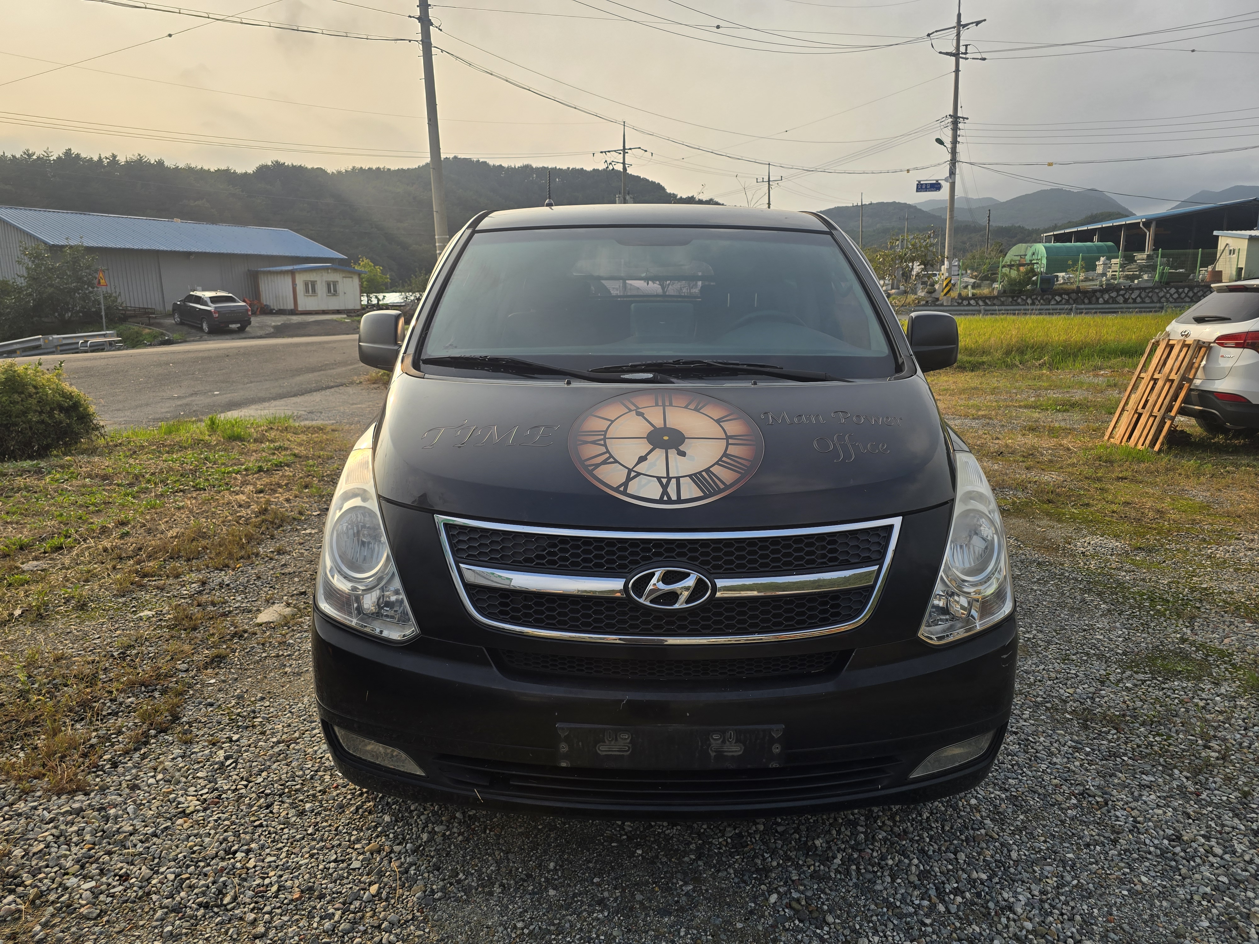 2014 Hyundai Grand Starex