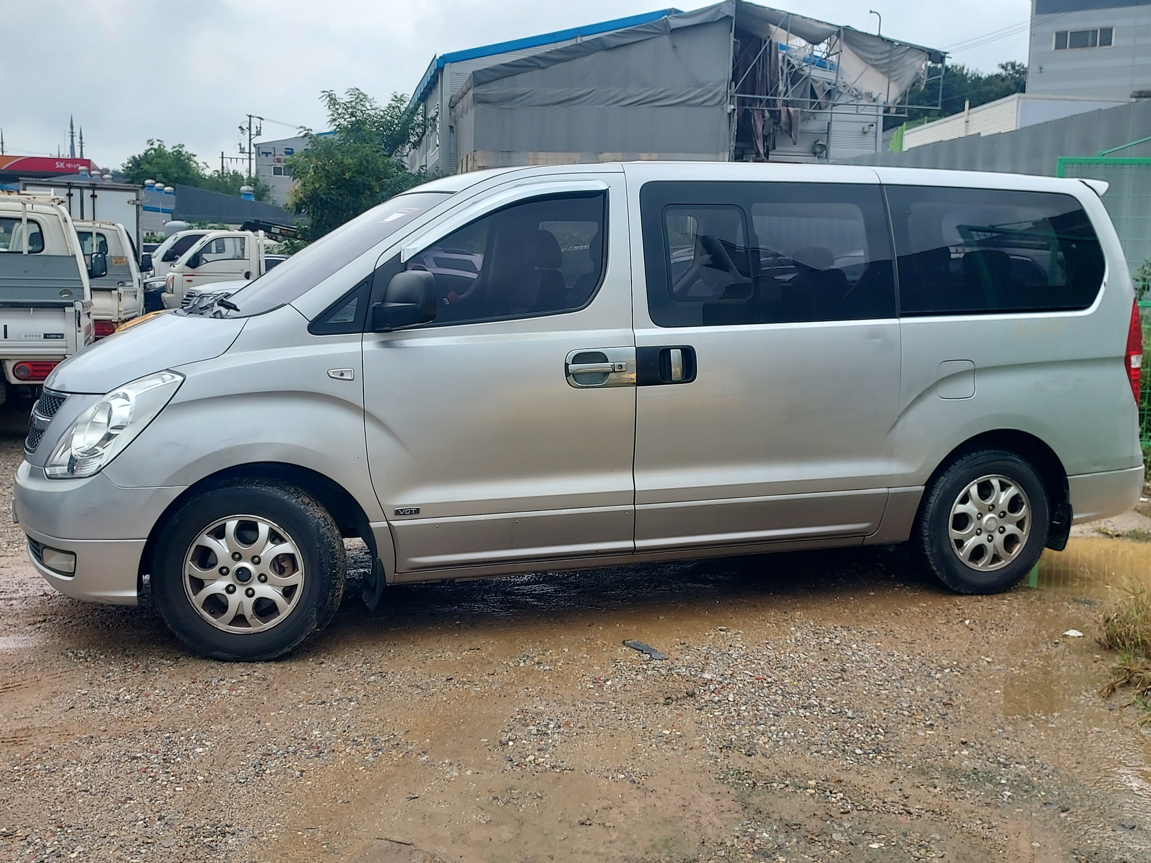 2008 Hyundai Grand Starex
