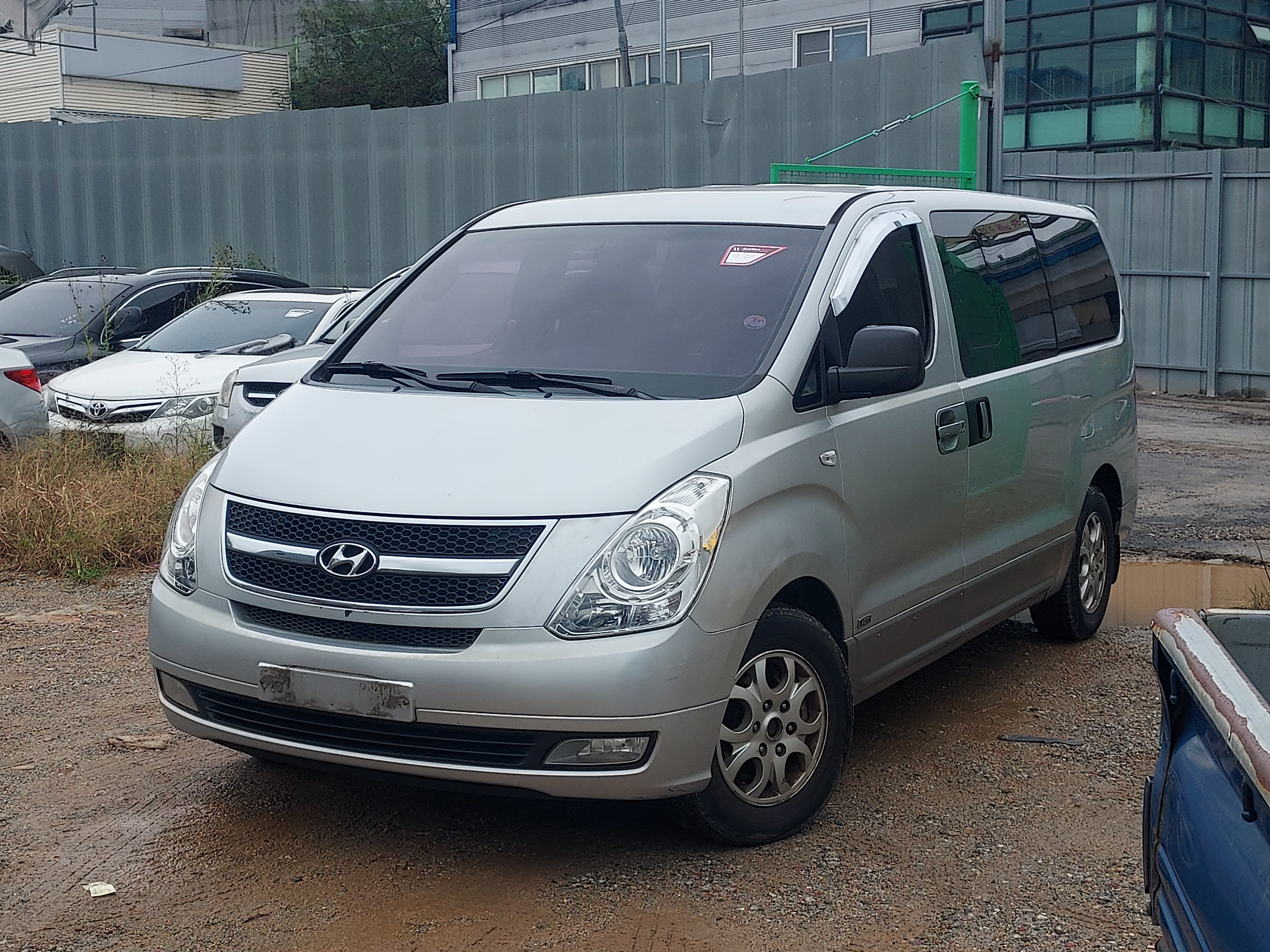 2008 Hyundai Grand Starex