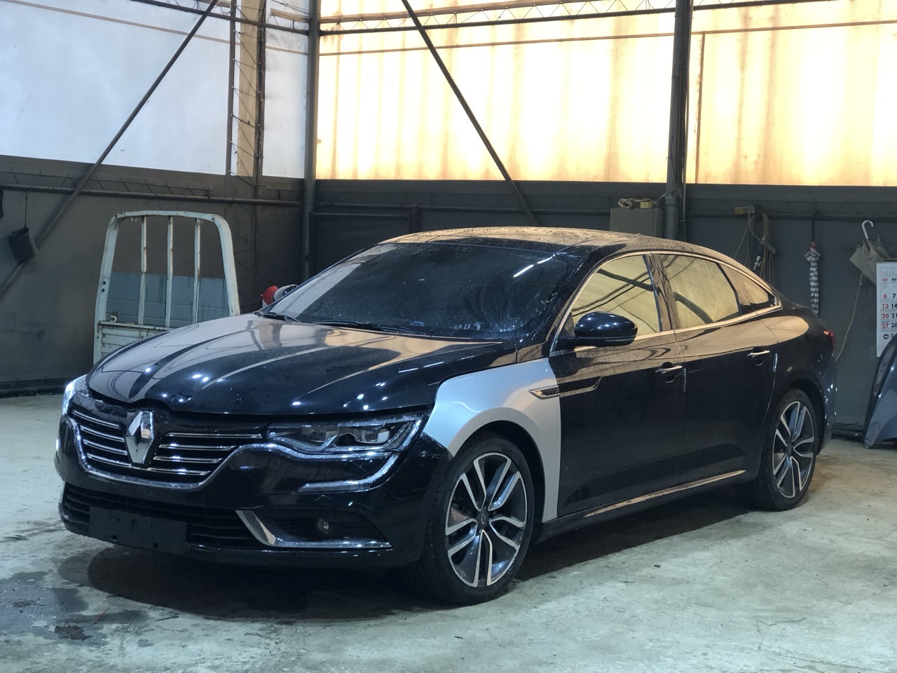 2016 Renault The New SM6