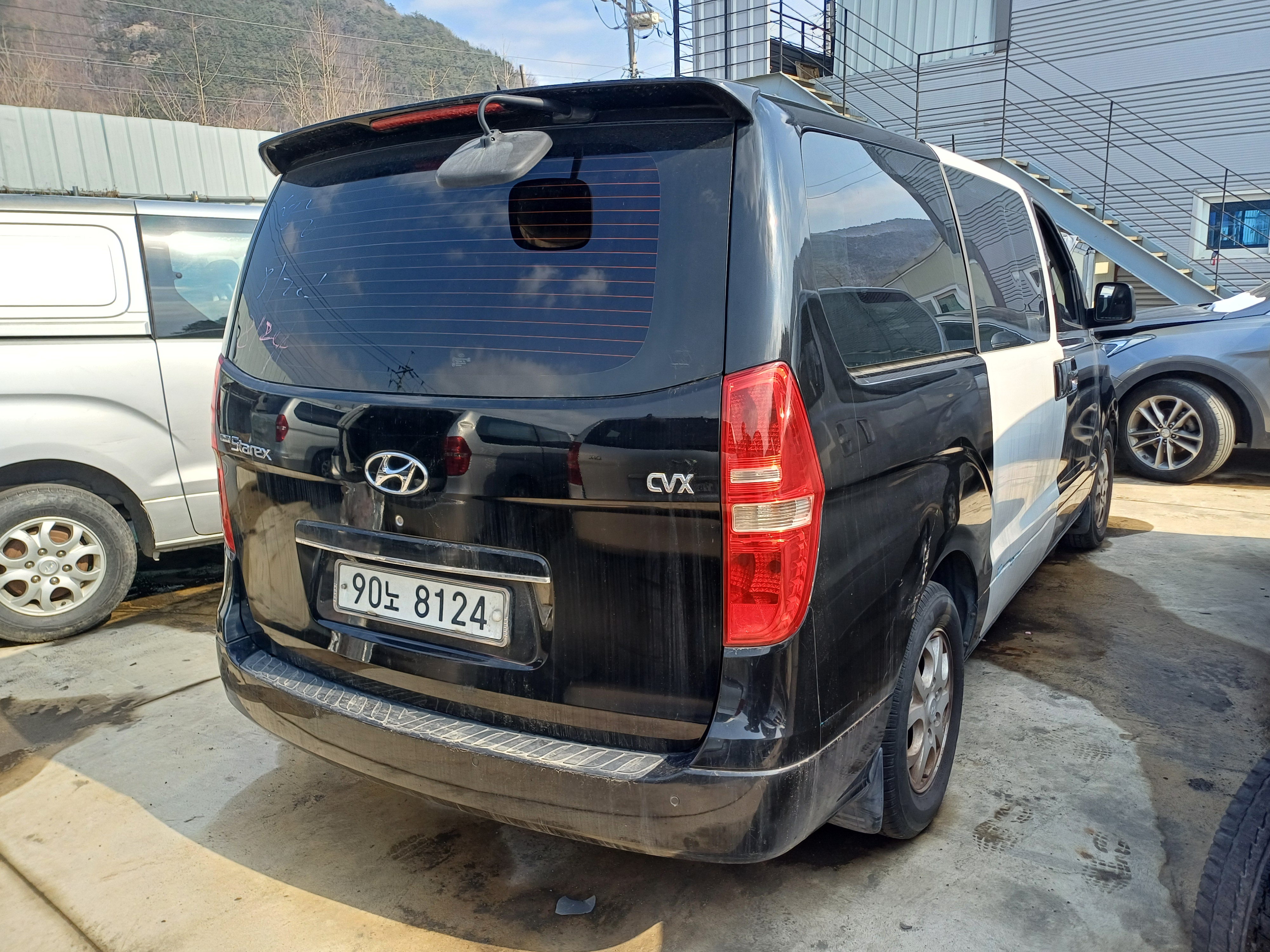 2009 Hyundai Grand Starex