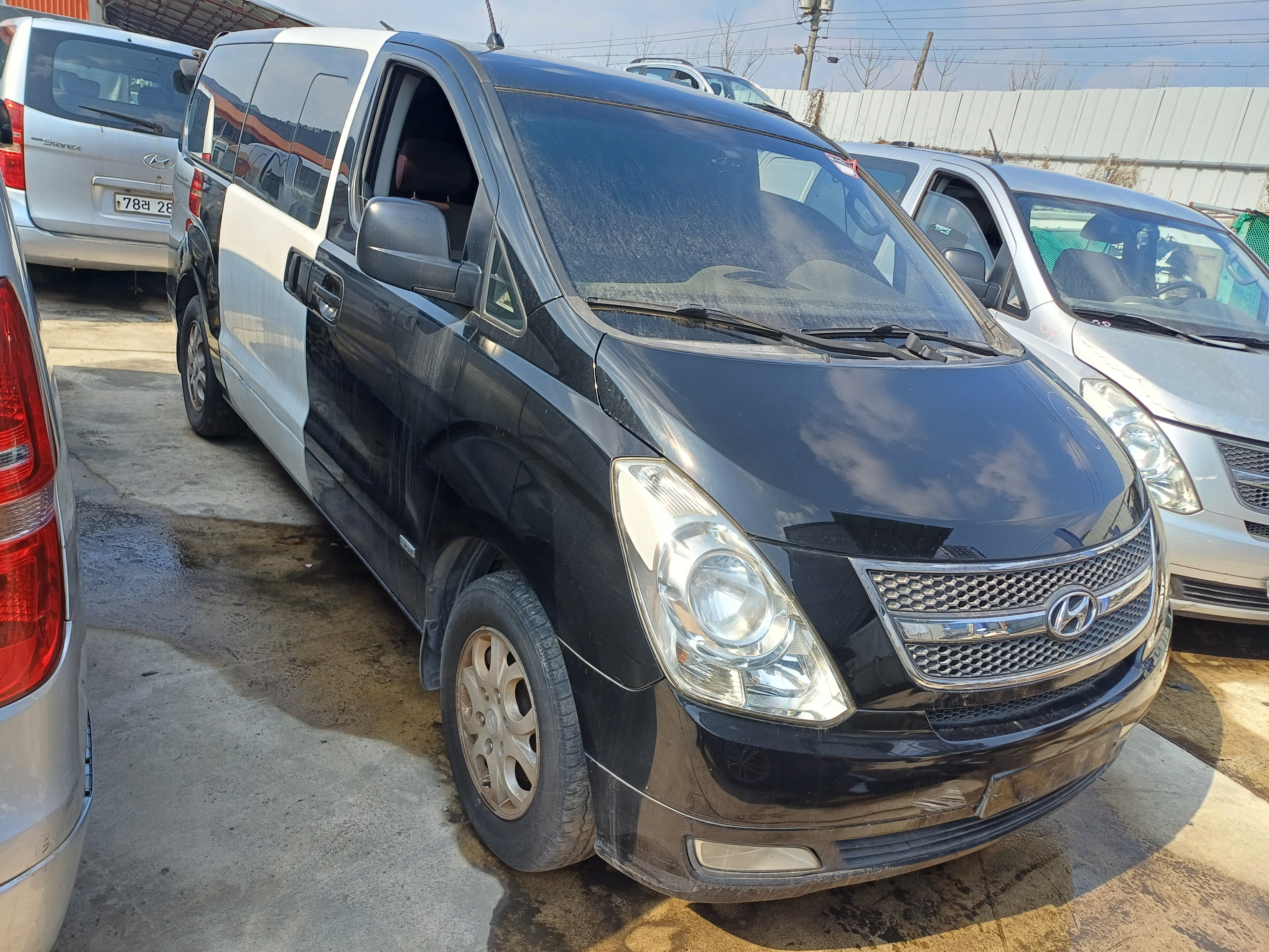 2009 Hyundai Grand Starex