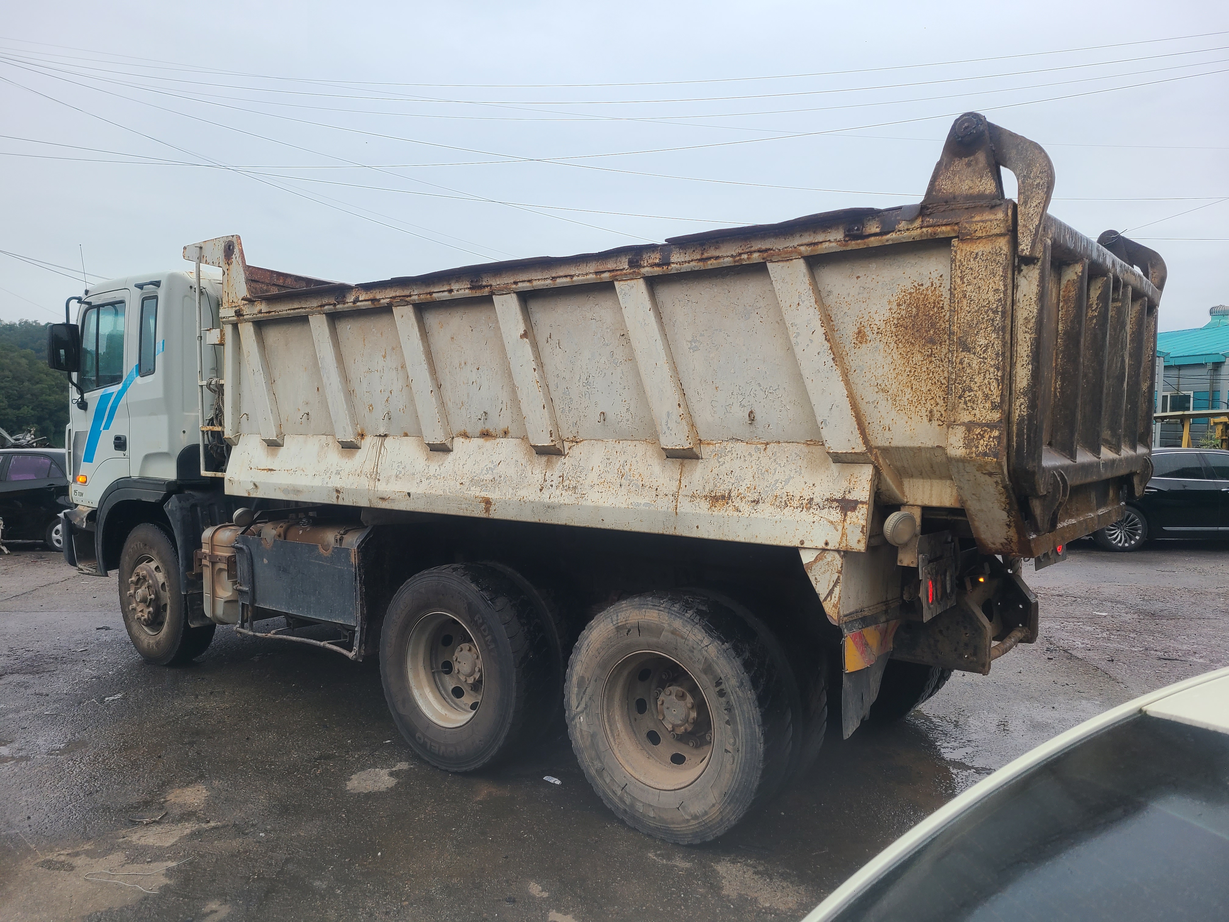 2003 Hyundai Mega Truck