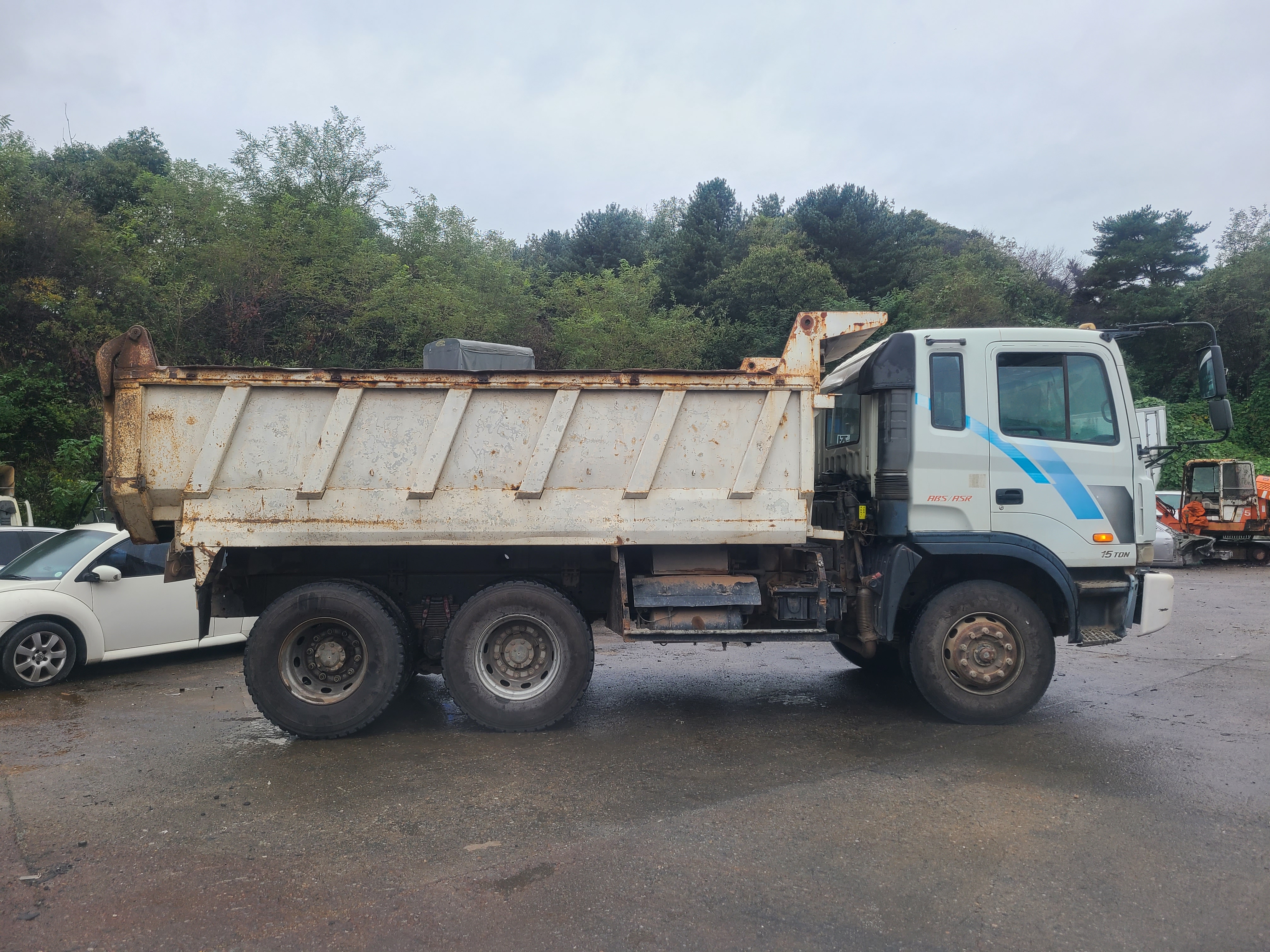 2003 Hyundai Mega Truck