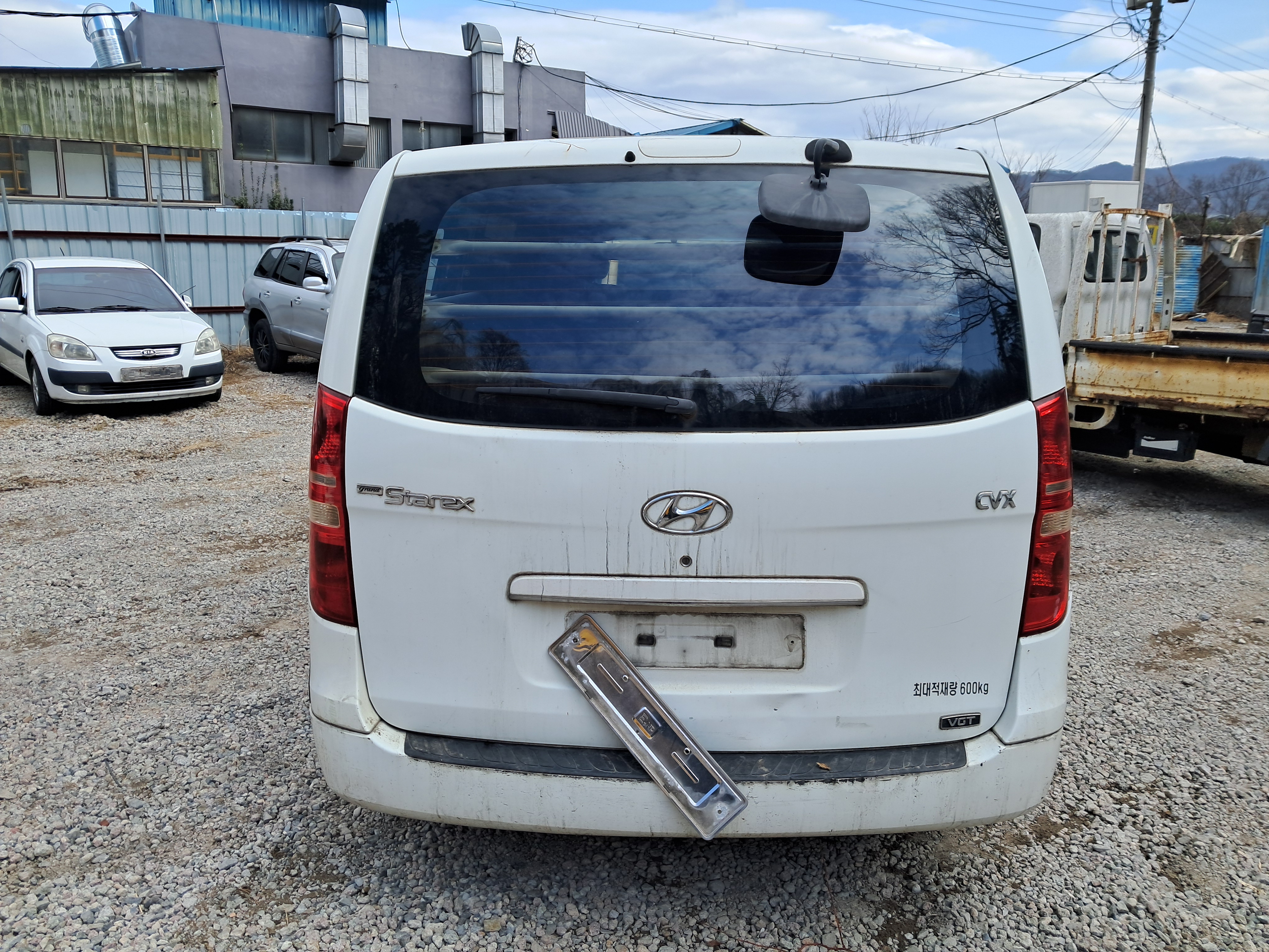 2010 Hyundai Grand Starex