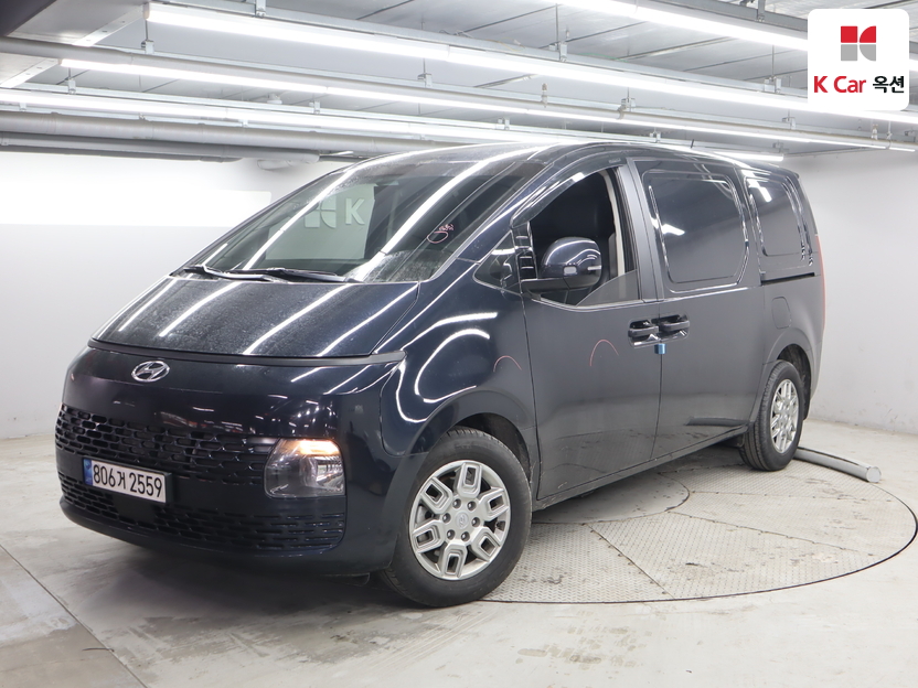 2023 Hyundai STARIA