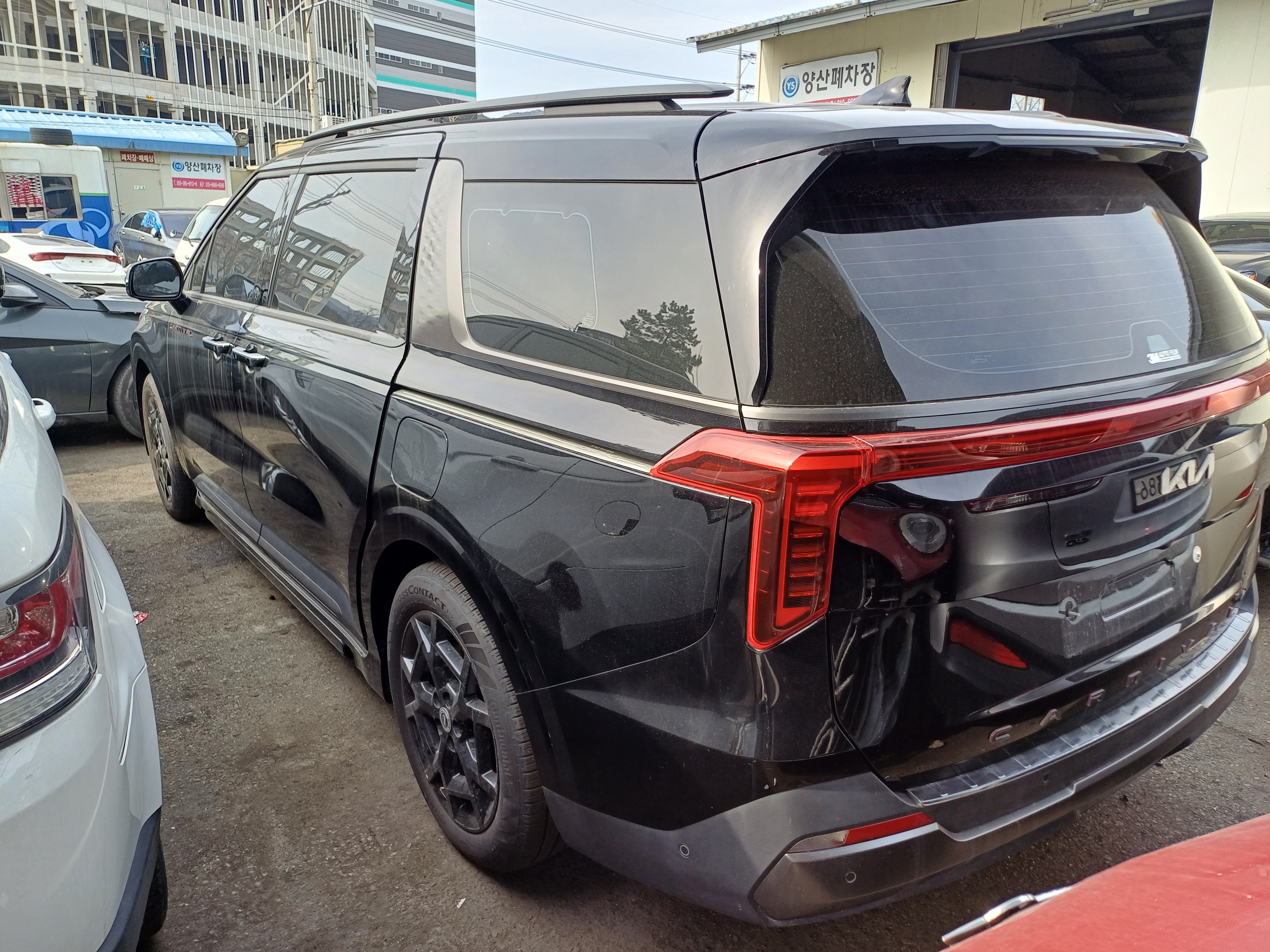 2025 Kia Carnival
