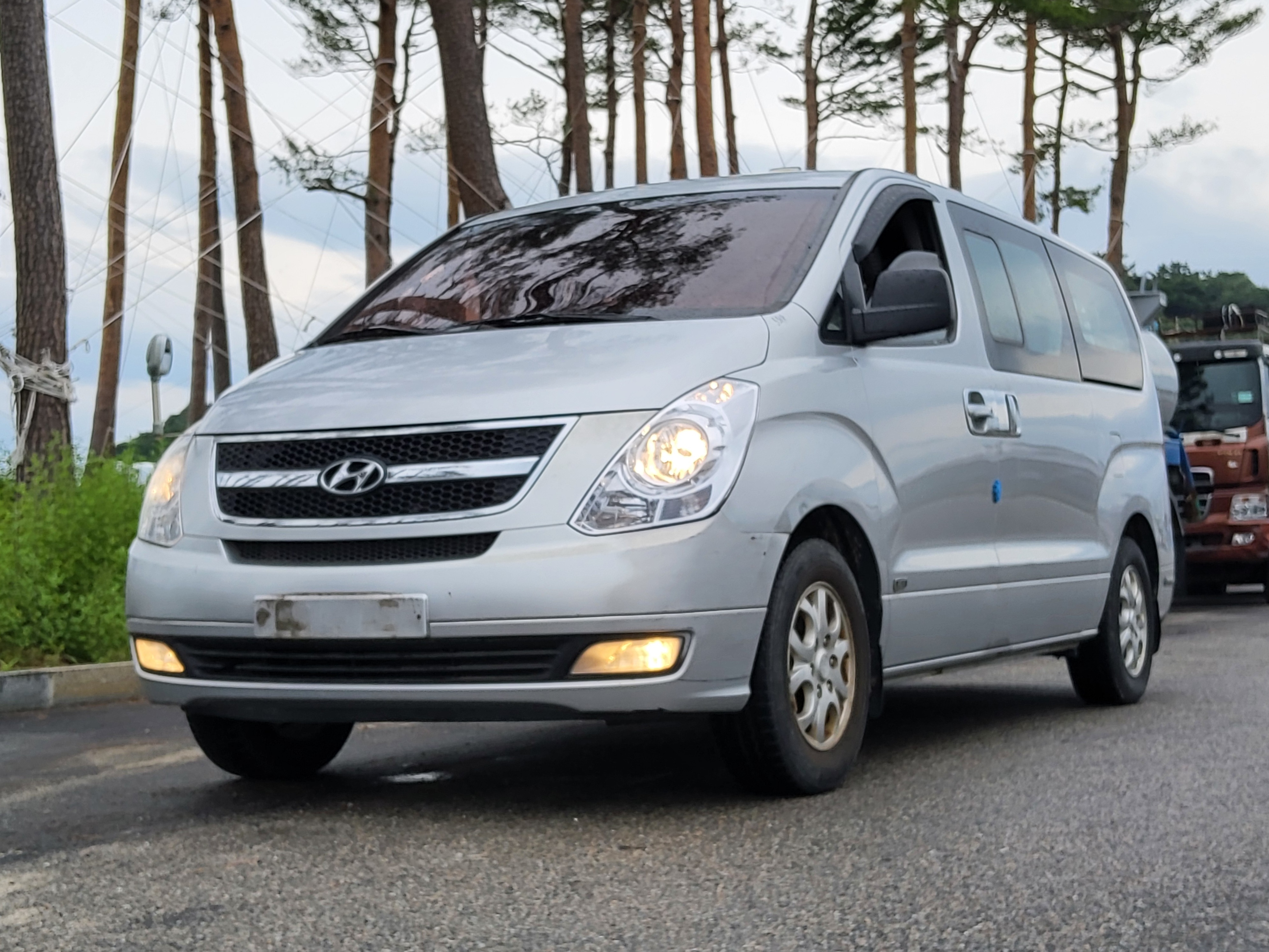 2009 Hyundai Grand Starex