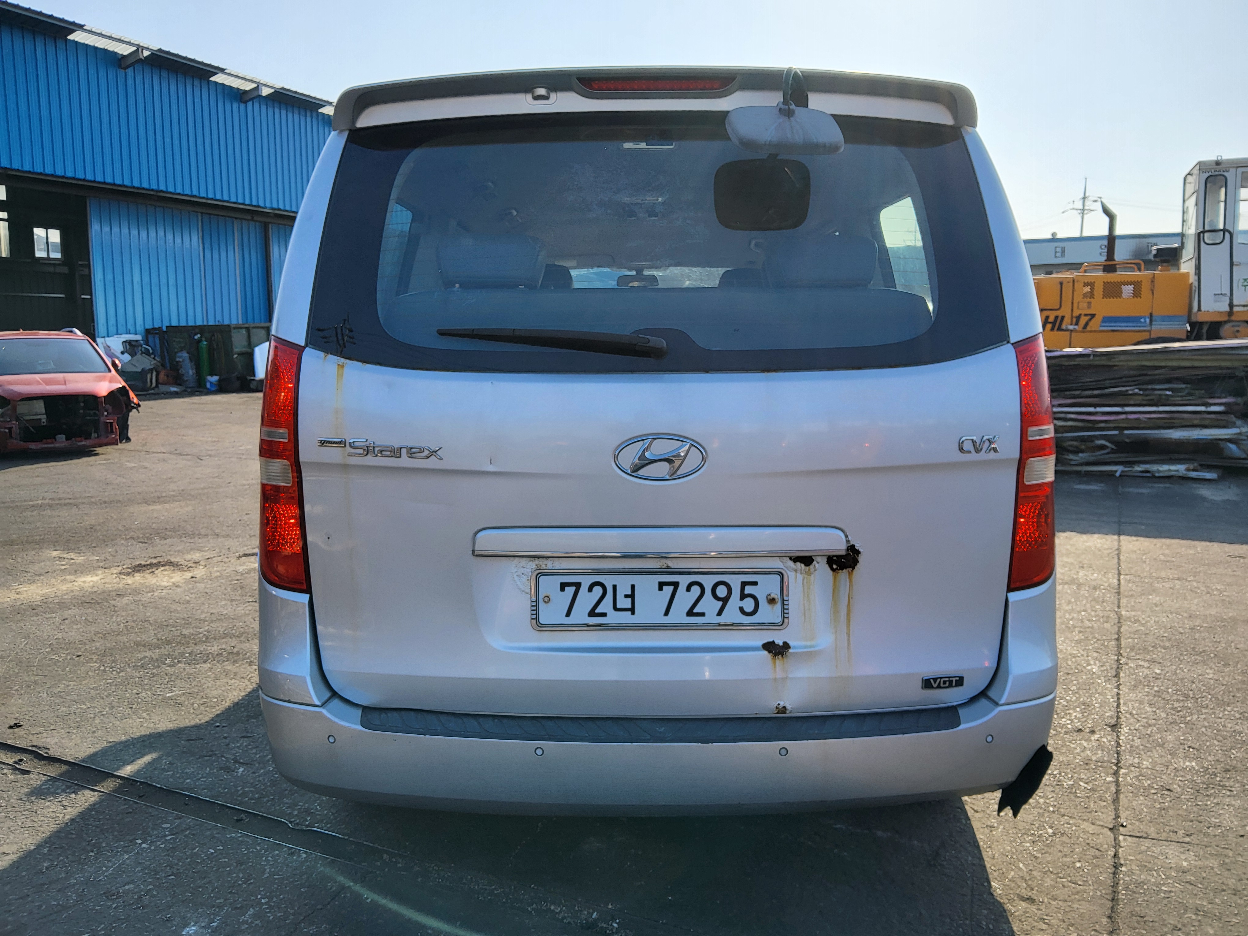 2010 Hyundai Grand Starex