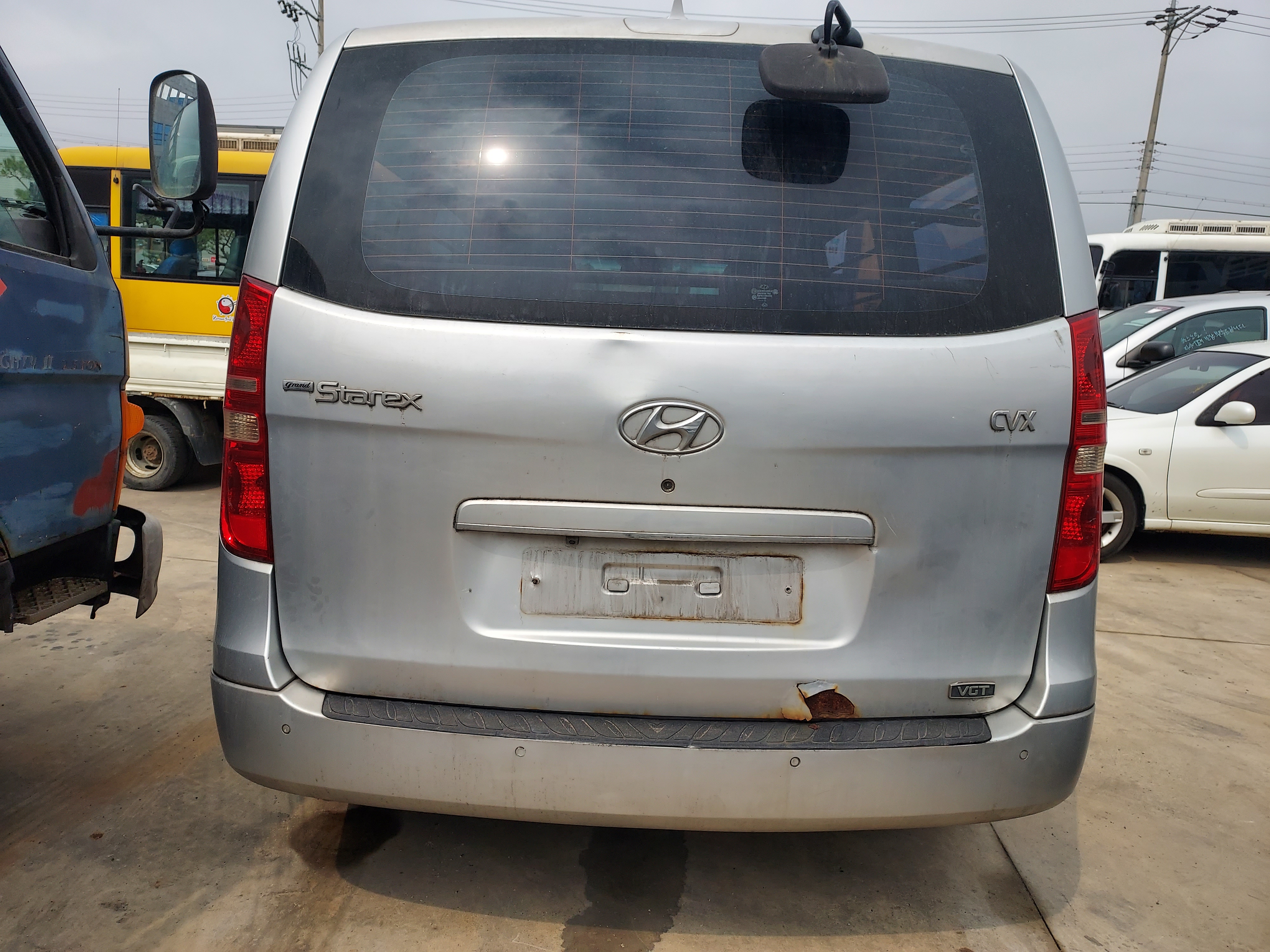 2009 Hyundai Grand Starex