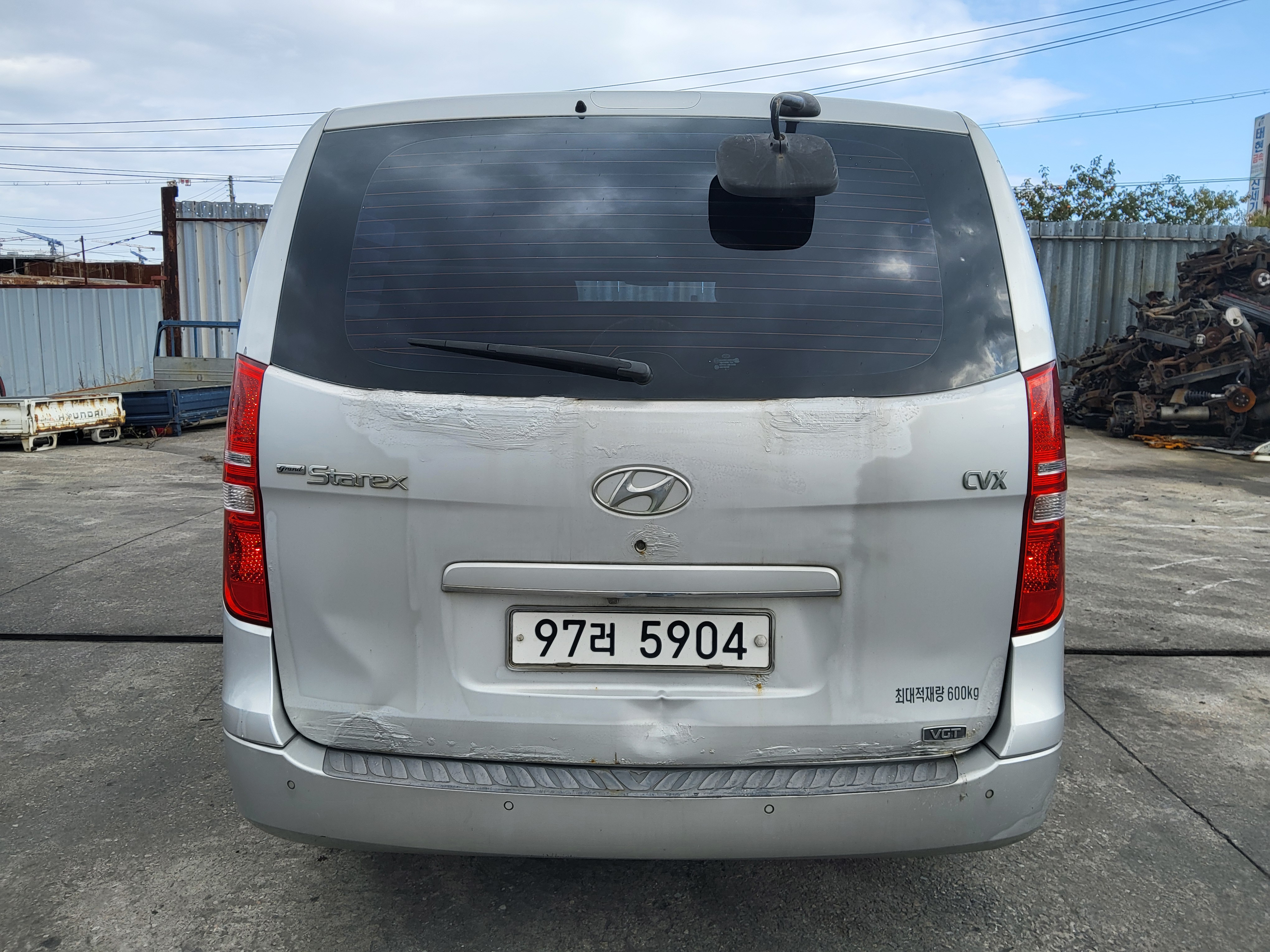 2009 Hyundai Grand Starex