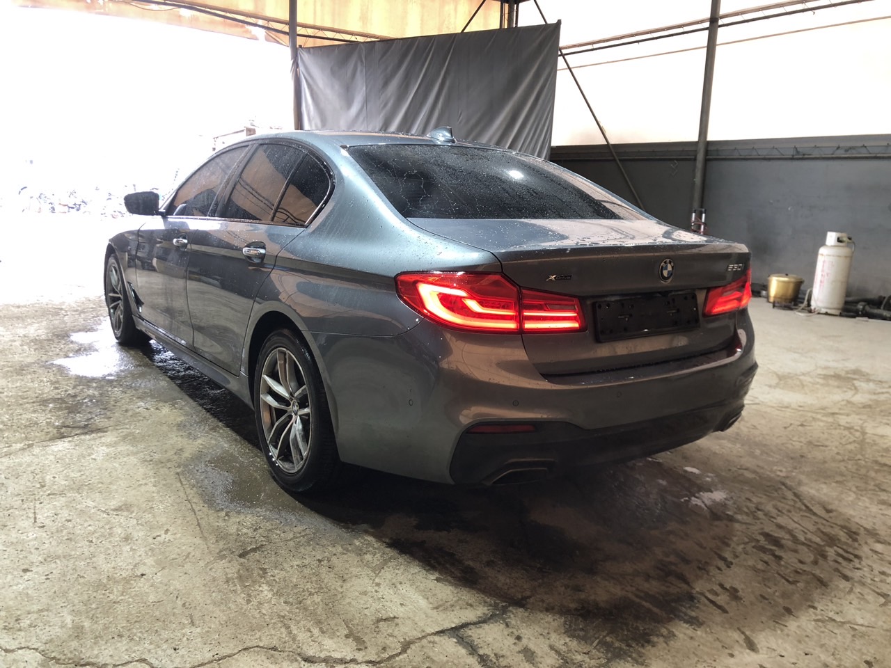 2017 BMW 5 Series G30