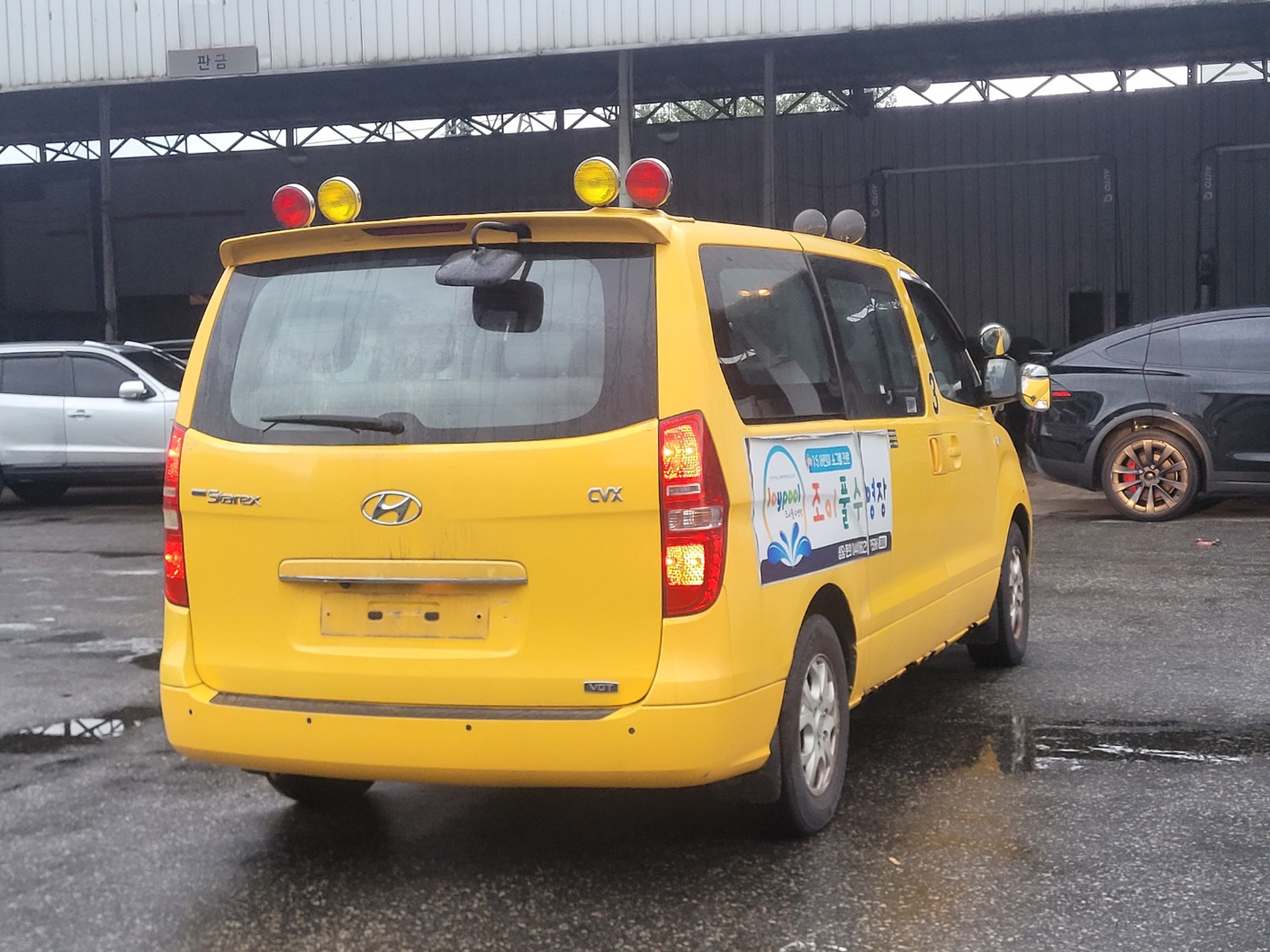 2009 Hyundai Grand Starex