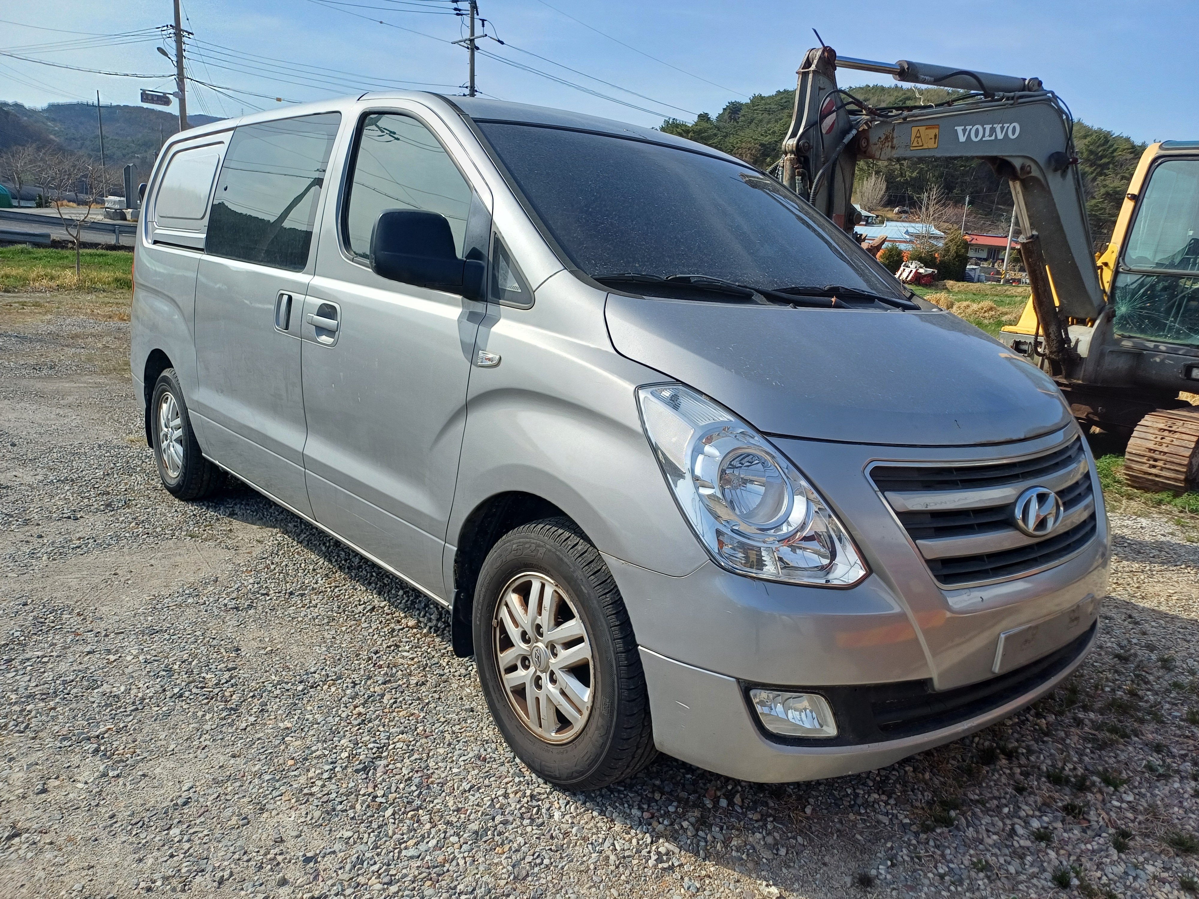 2017 Hyundai Grand Starex