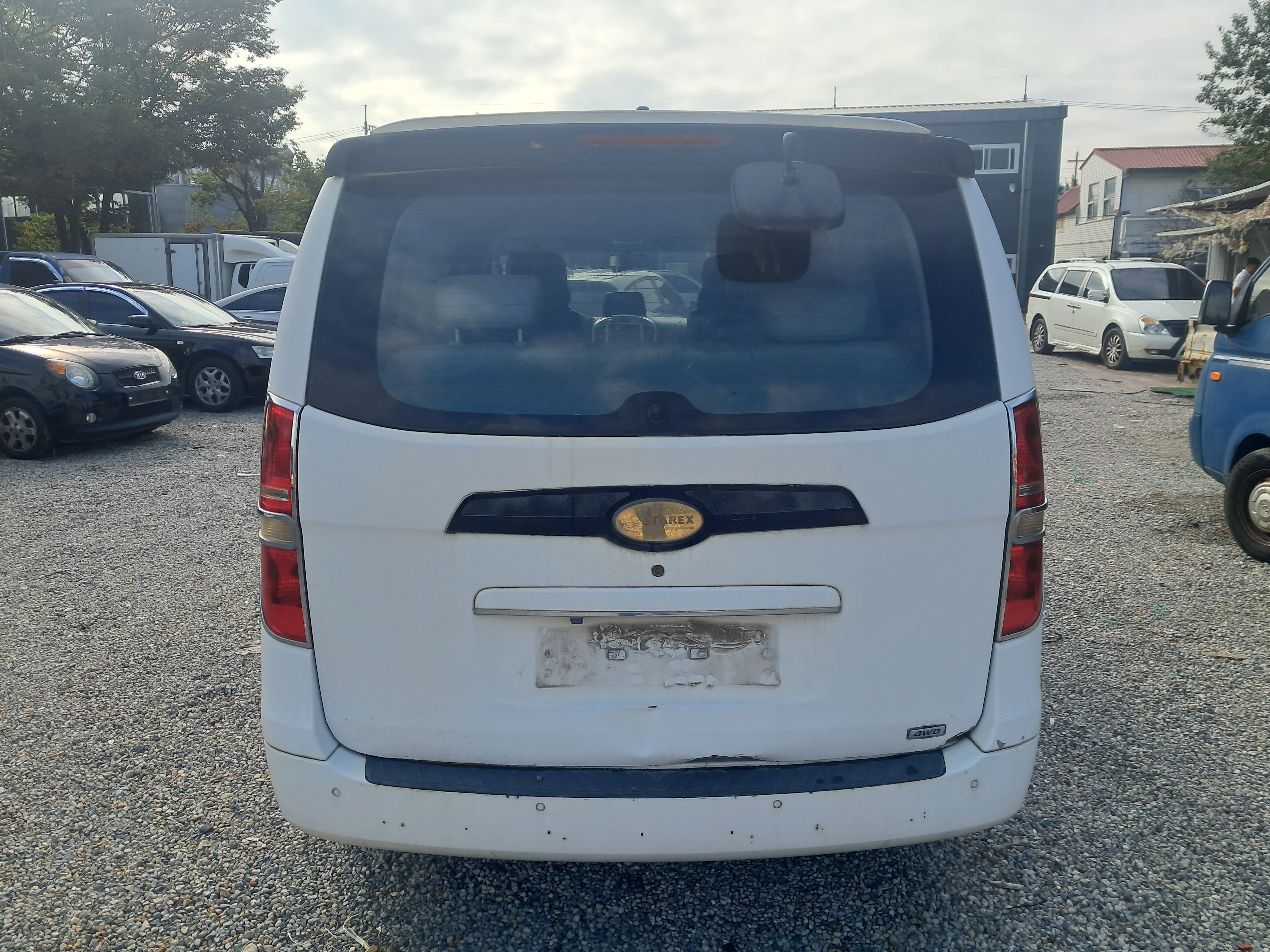 2012 Hyundai Grand Starex