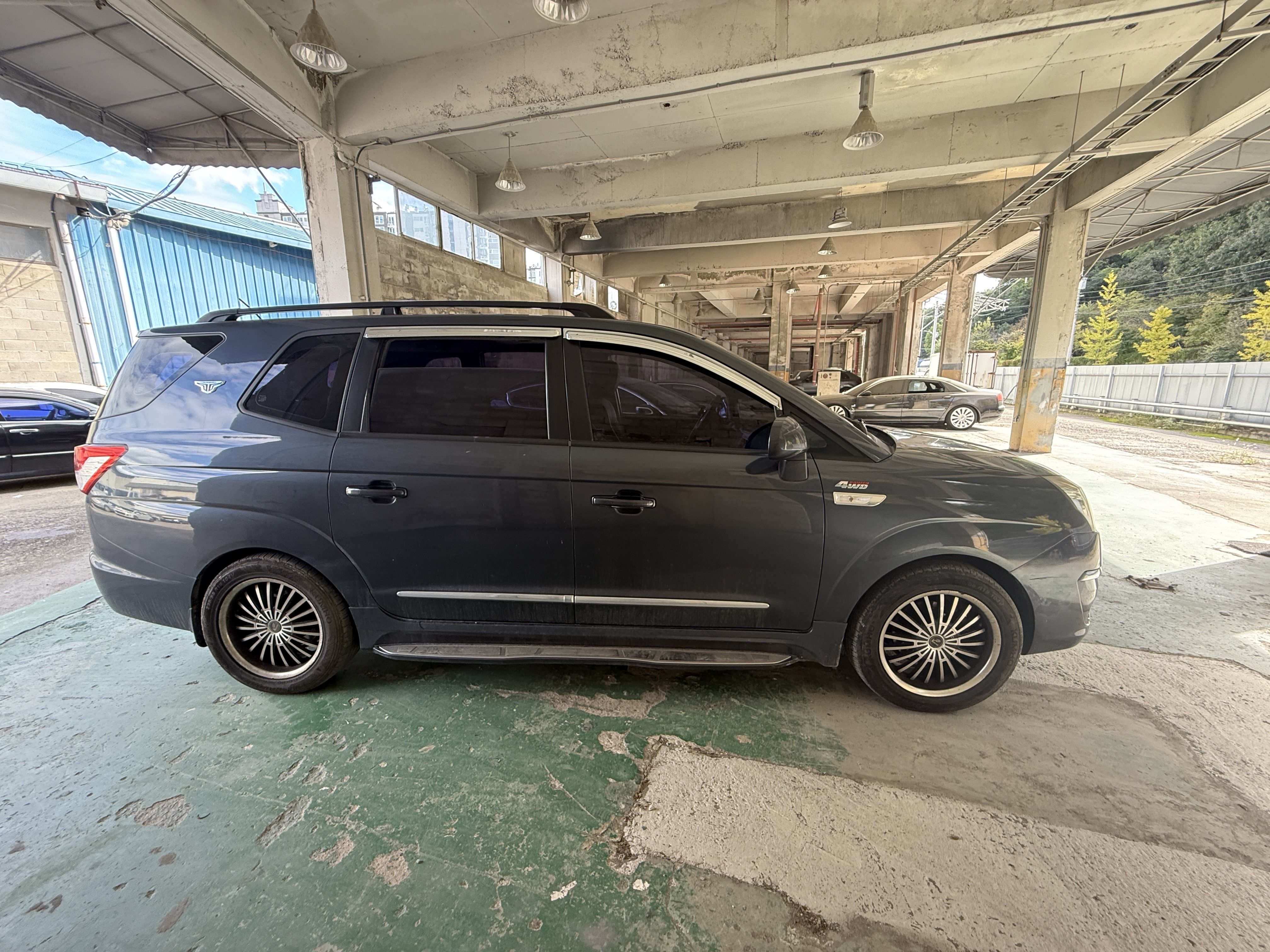 2014 KGM (Ssangyong) Korando Turismo