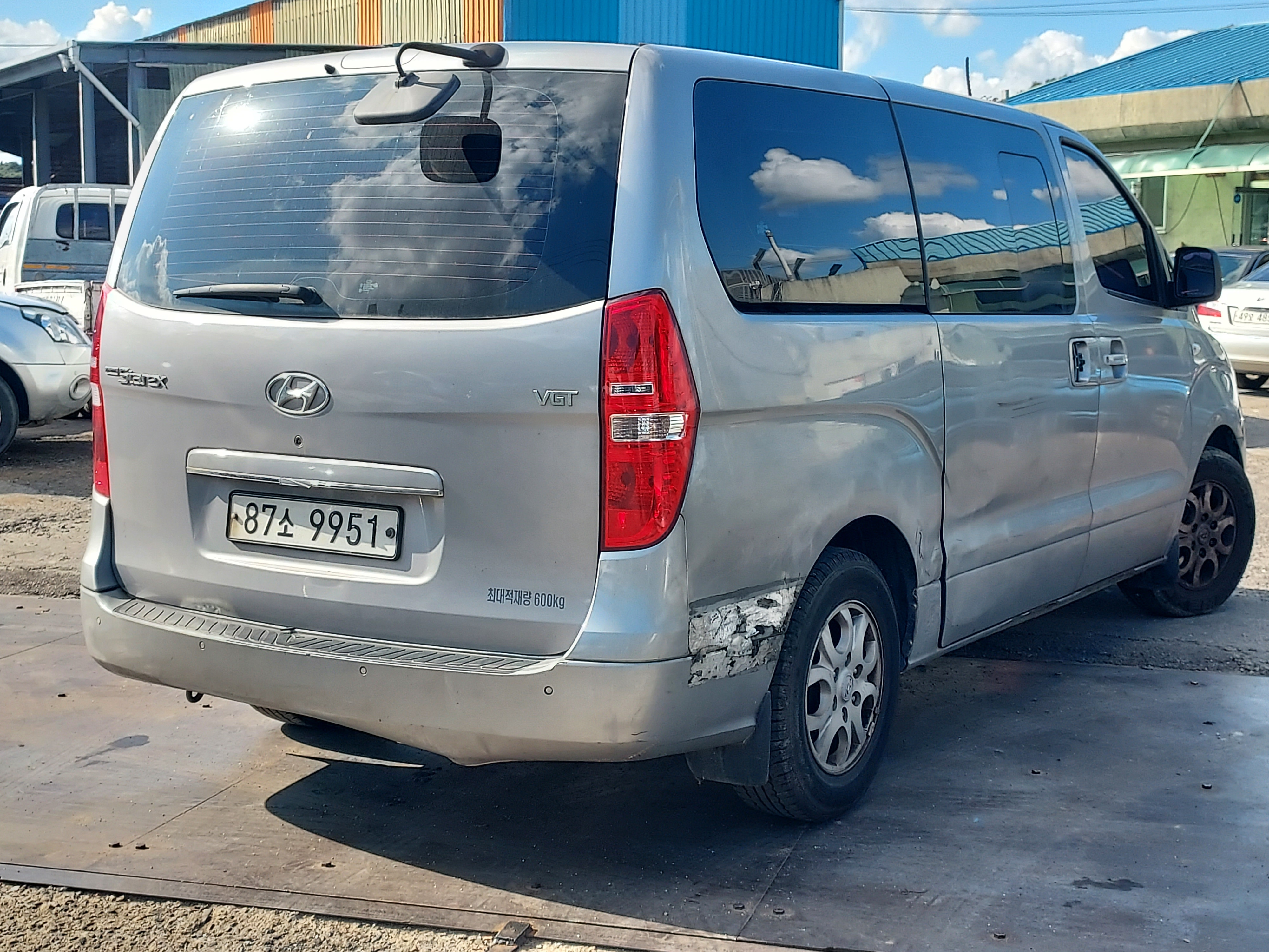 2016 Hyundai Grand Starex