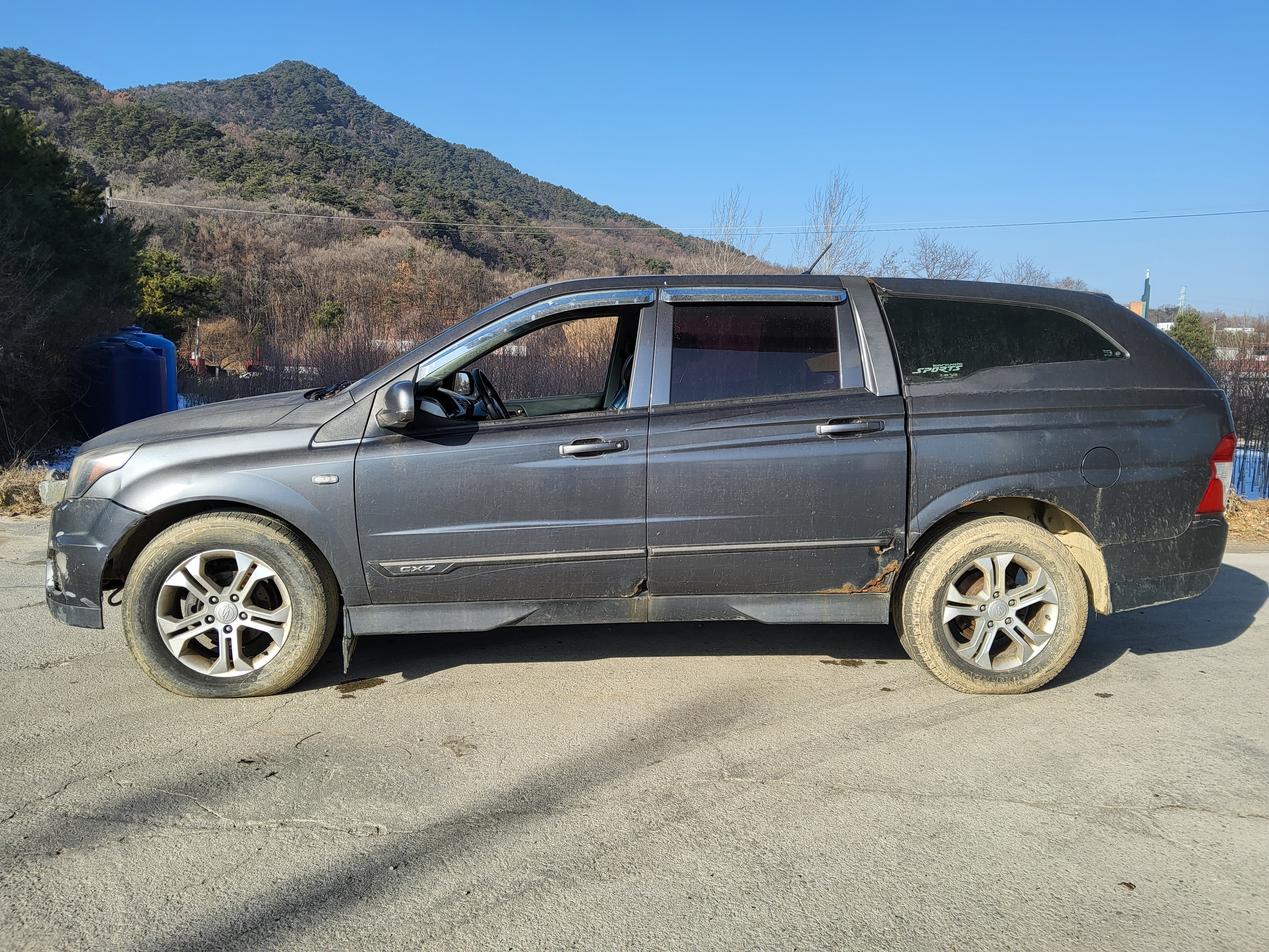 2013 KGM (Ssangyong) Korando Sports