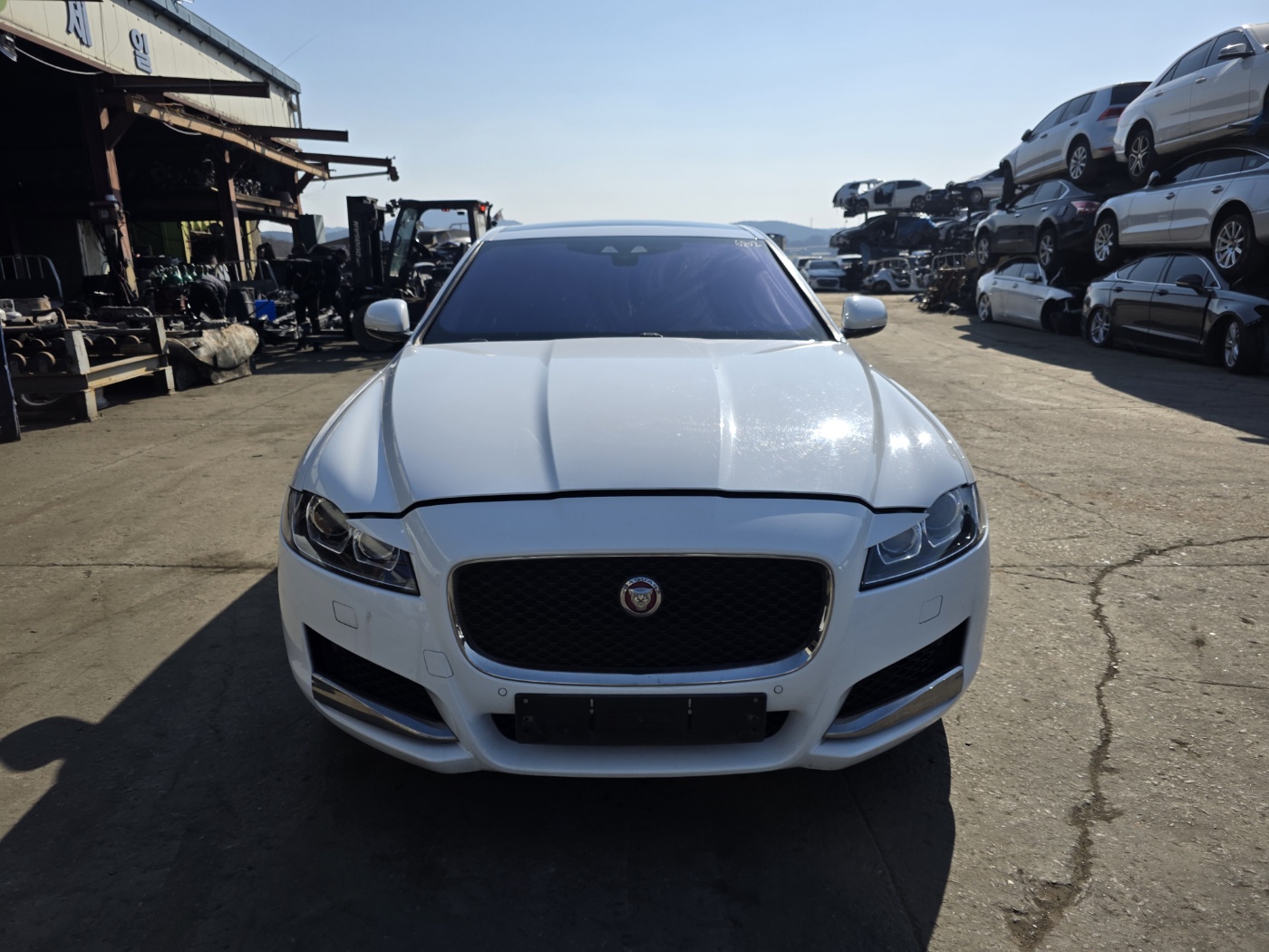 2017 Jaguar XF X260