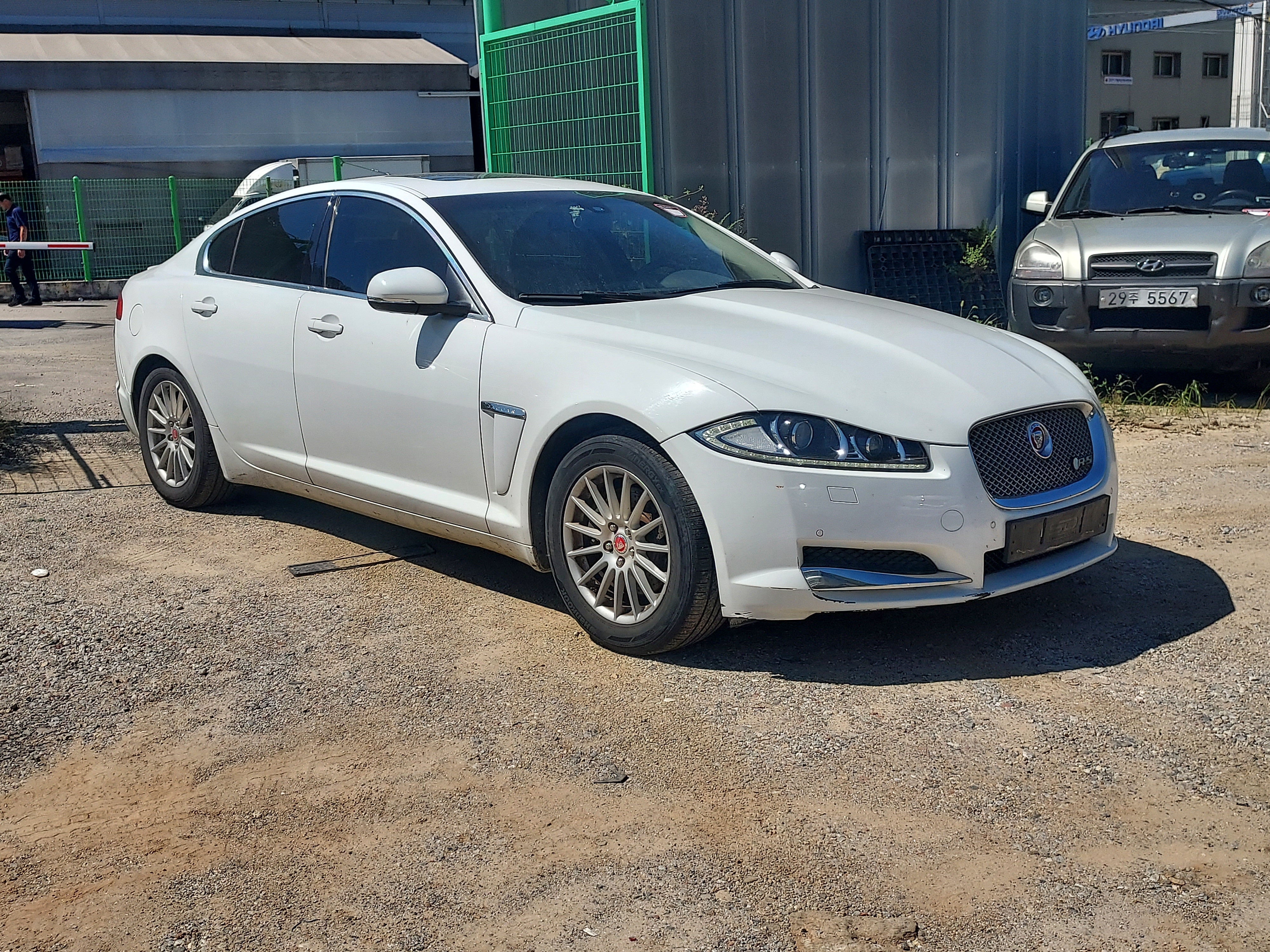 2015 Jaguar New XF