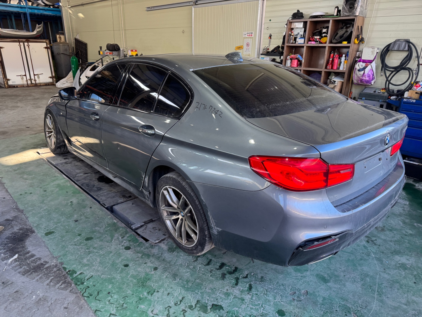 2017 BMW 5 Series G30