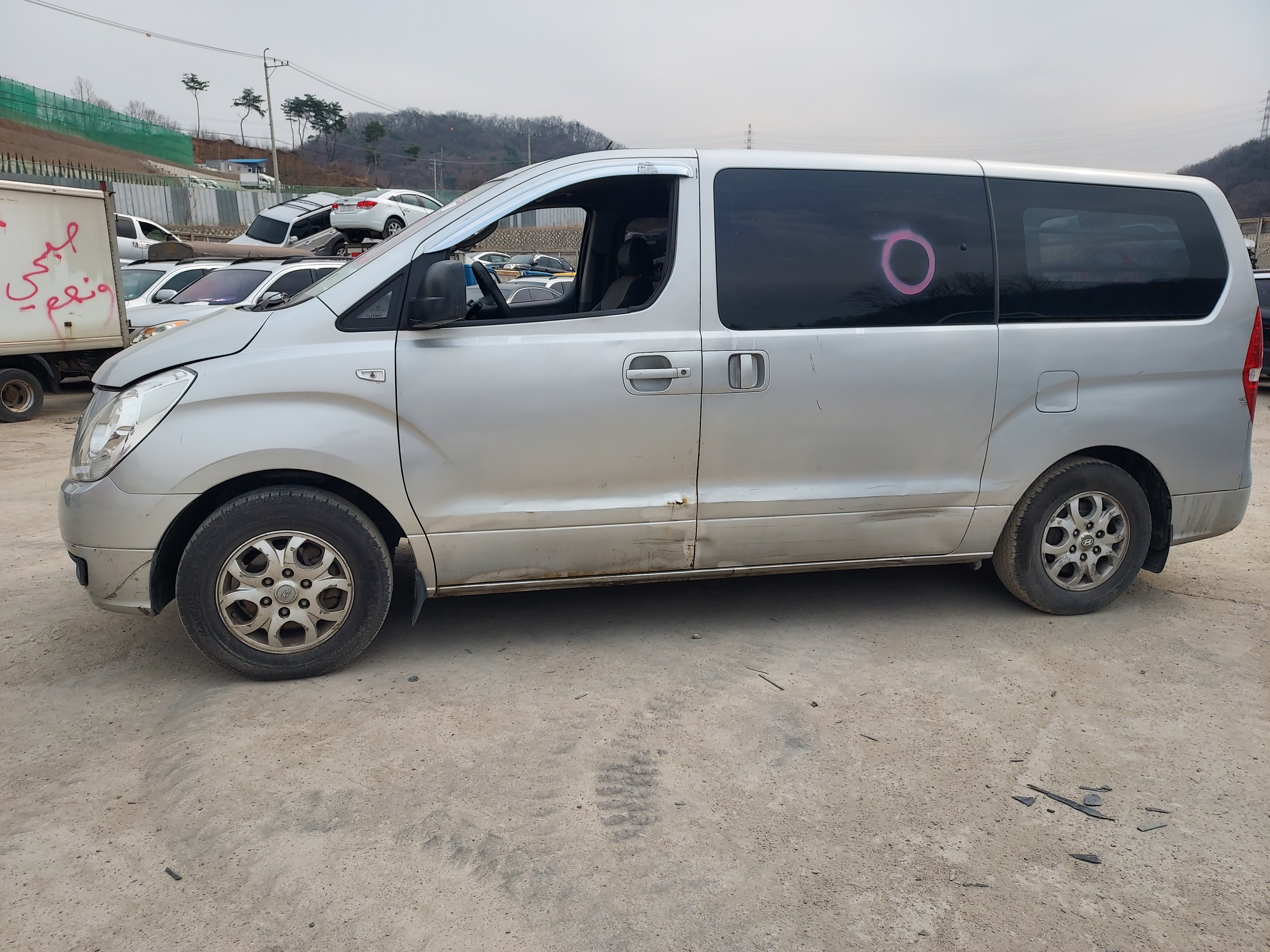 2010 Hyundai Grand Starex