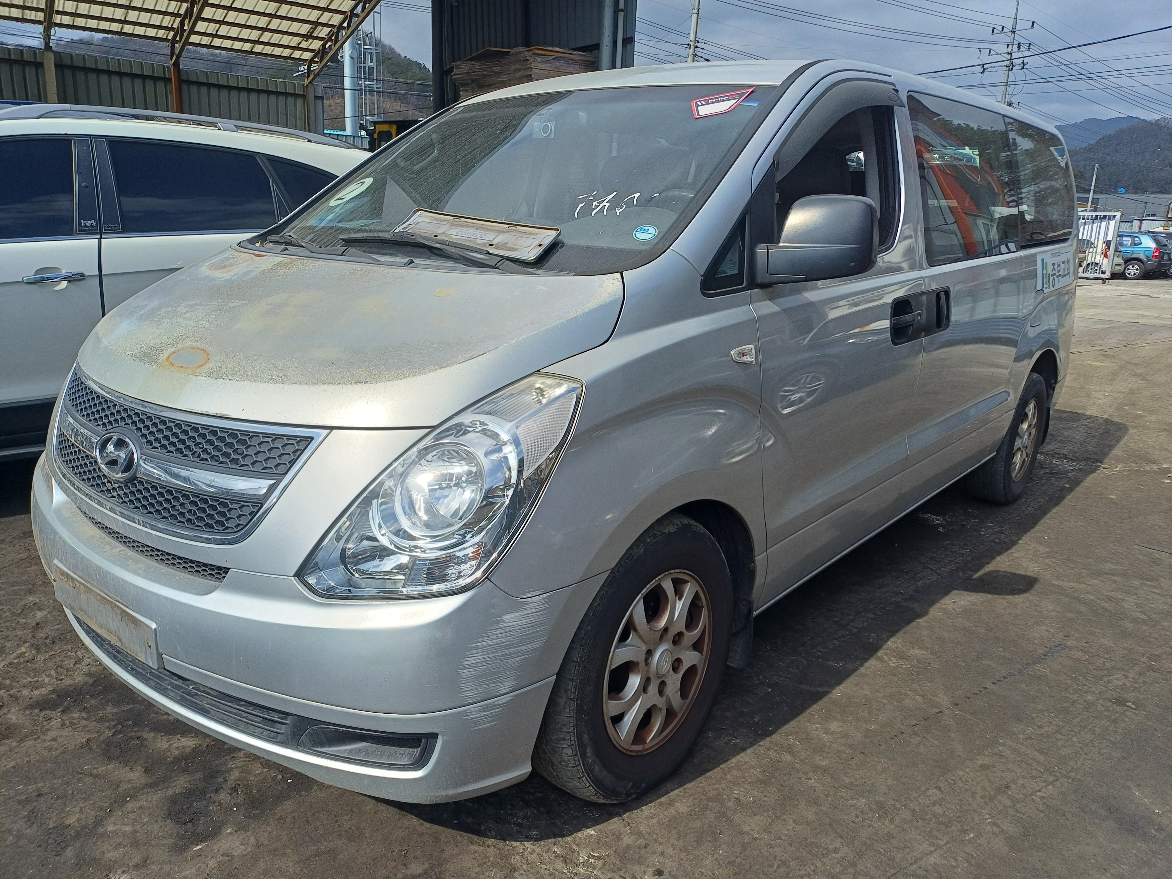 2009 Hyundai Grand Starex