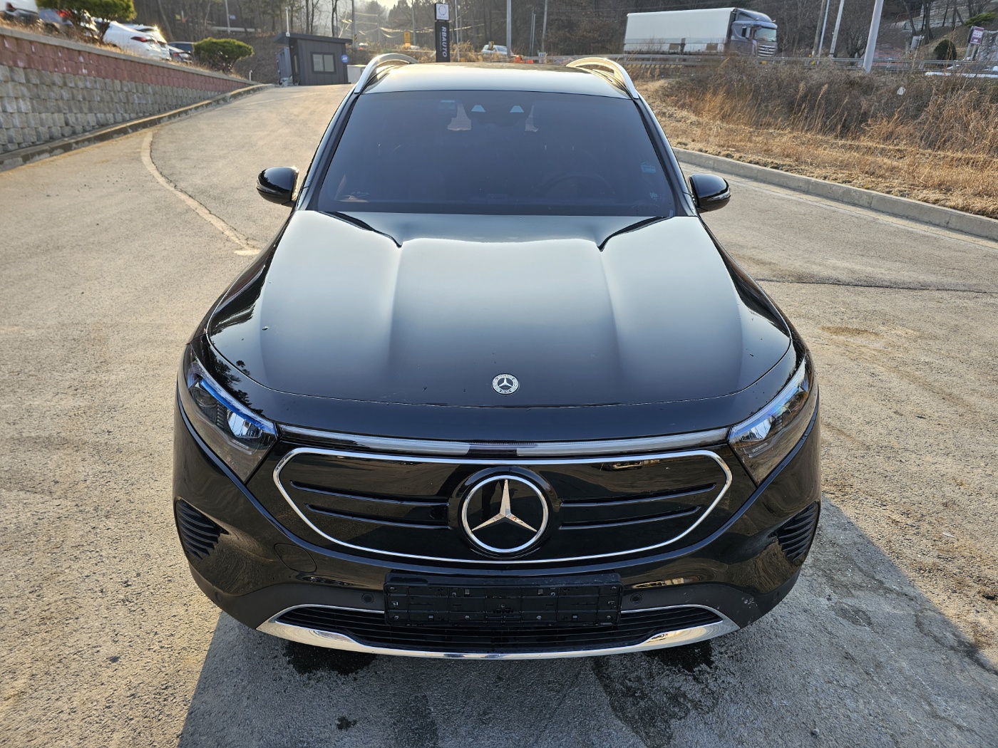 2022 Mercedes Benz EQB X243