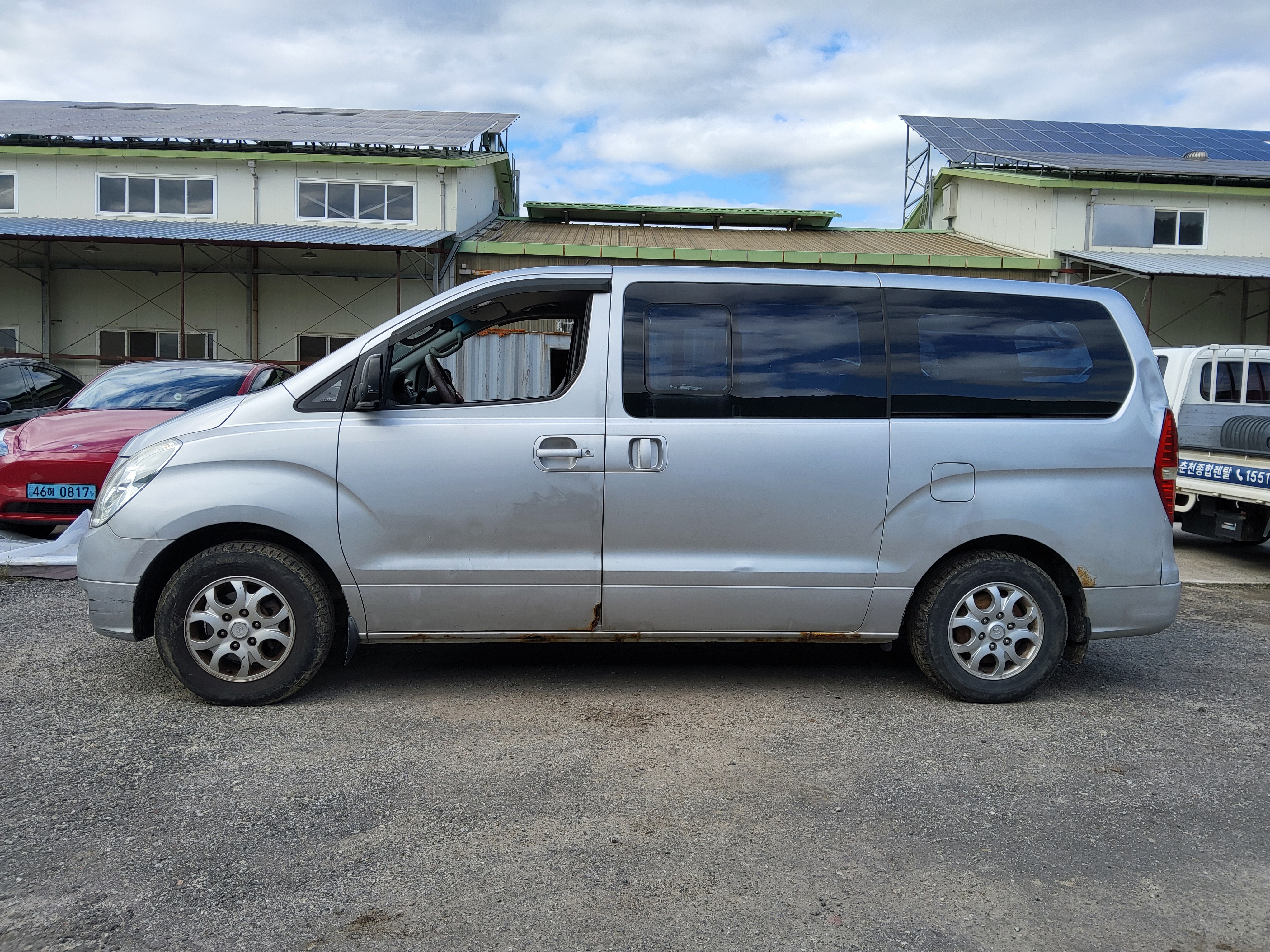 2009 Hyundai Grand Starex