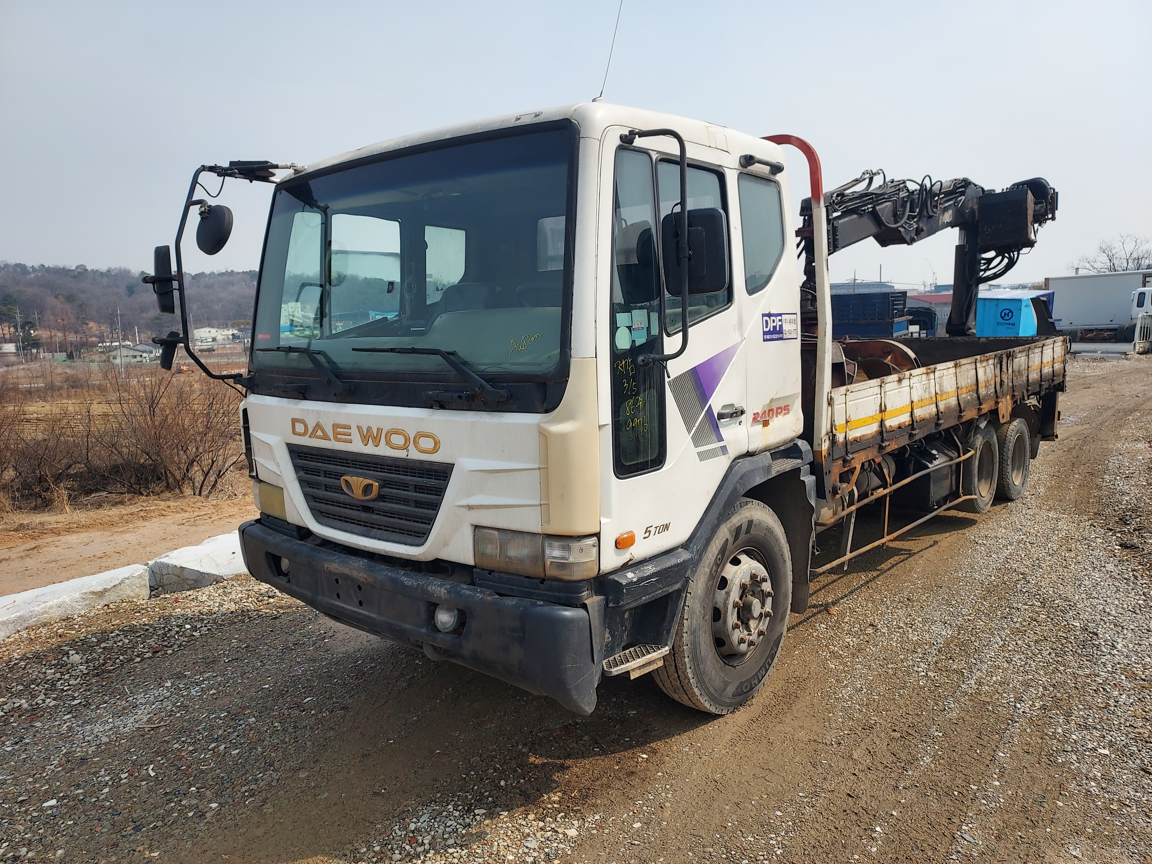 2007 Chevrolet 5T CAGO TRUCK