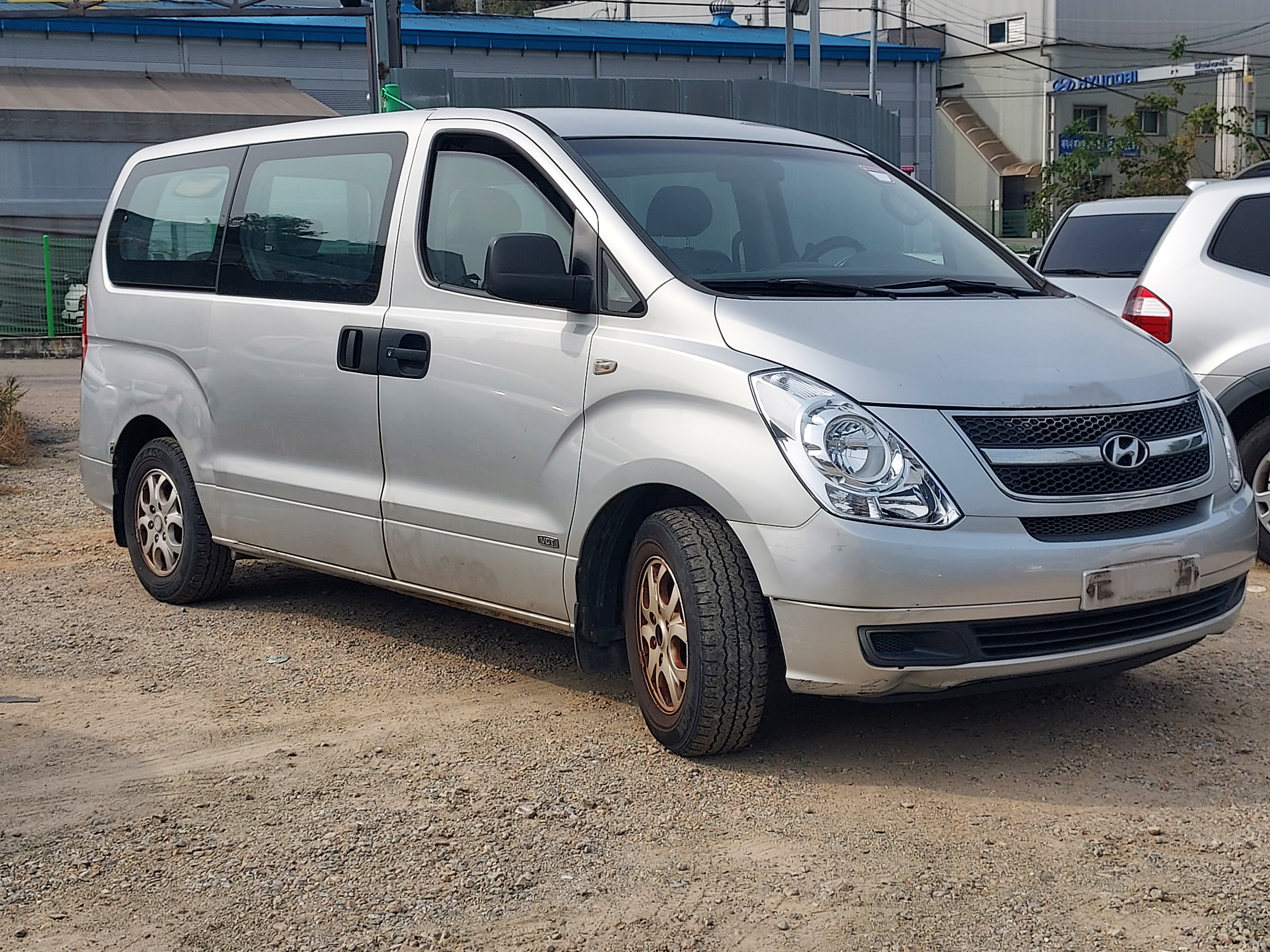 2008 Hyundai Grand Starex