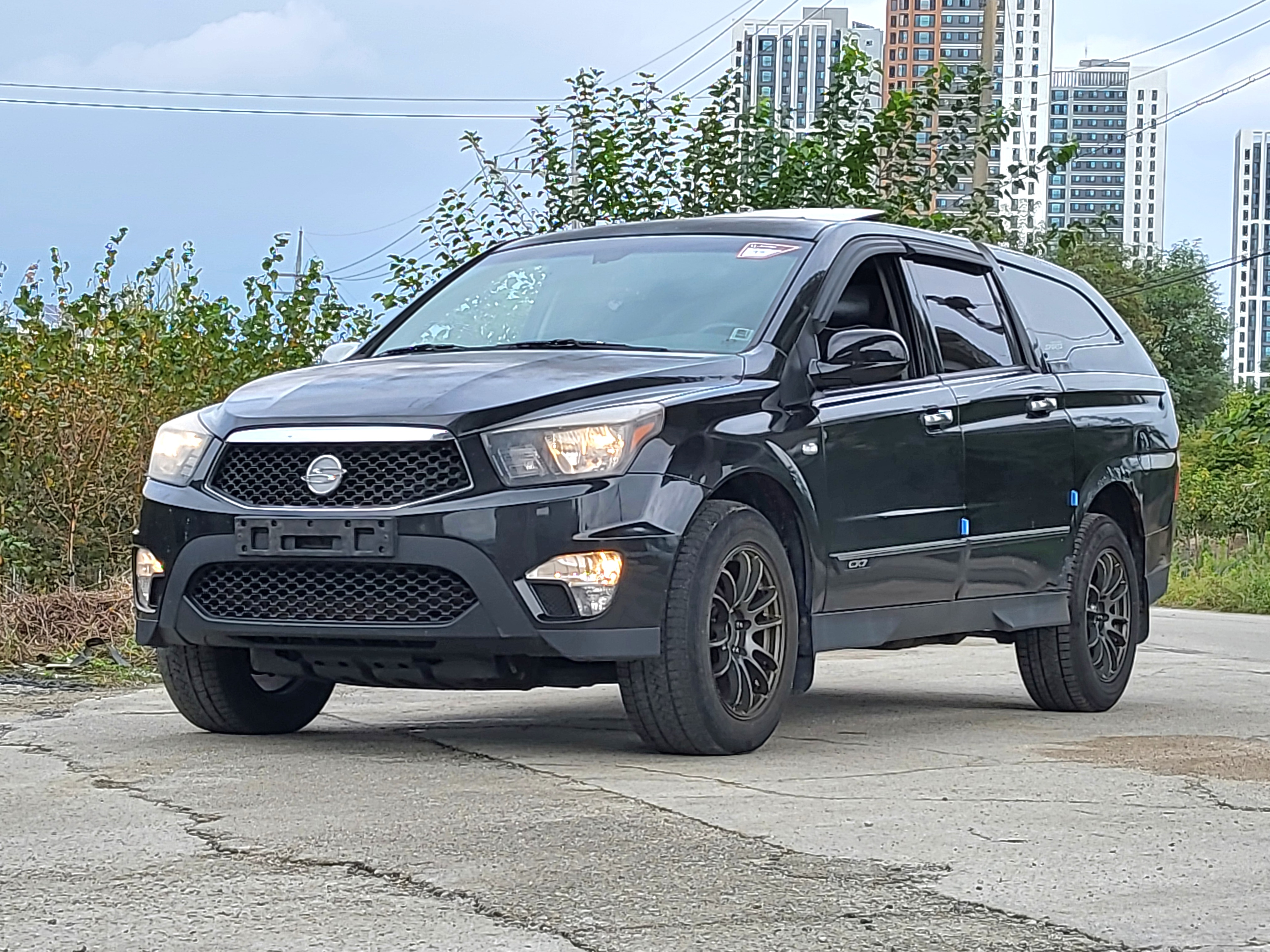 2013 KGM (Ssangyong) Korando Sports