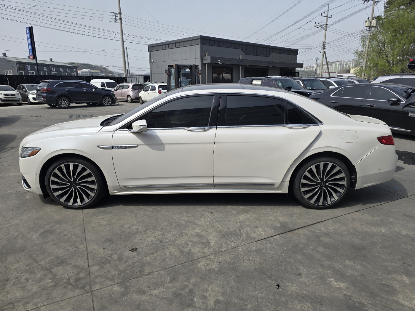 2018 Lincoln Continental 10th Gen