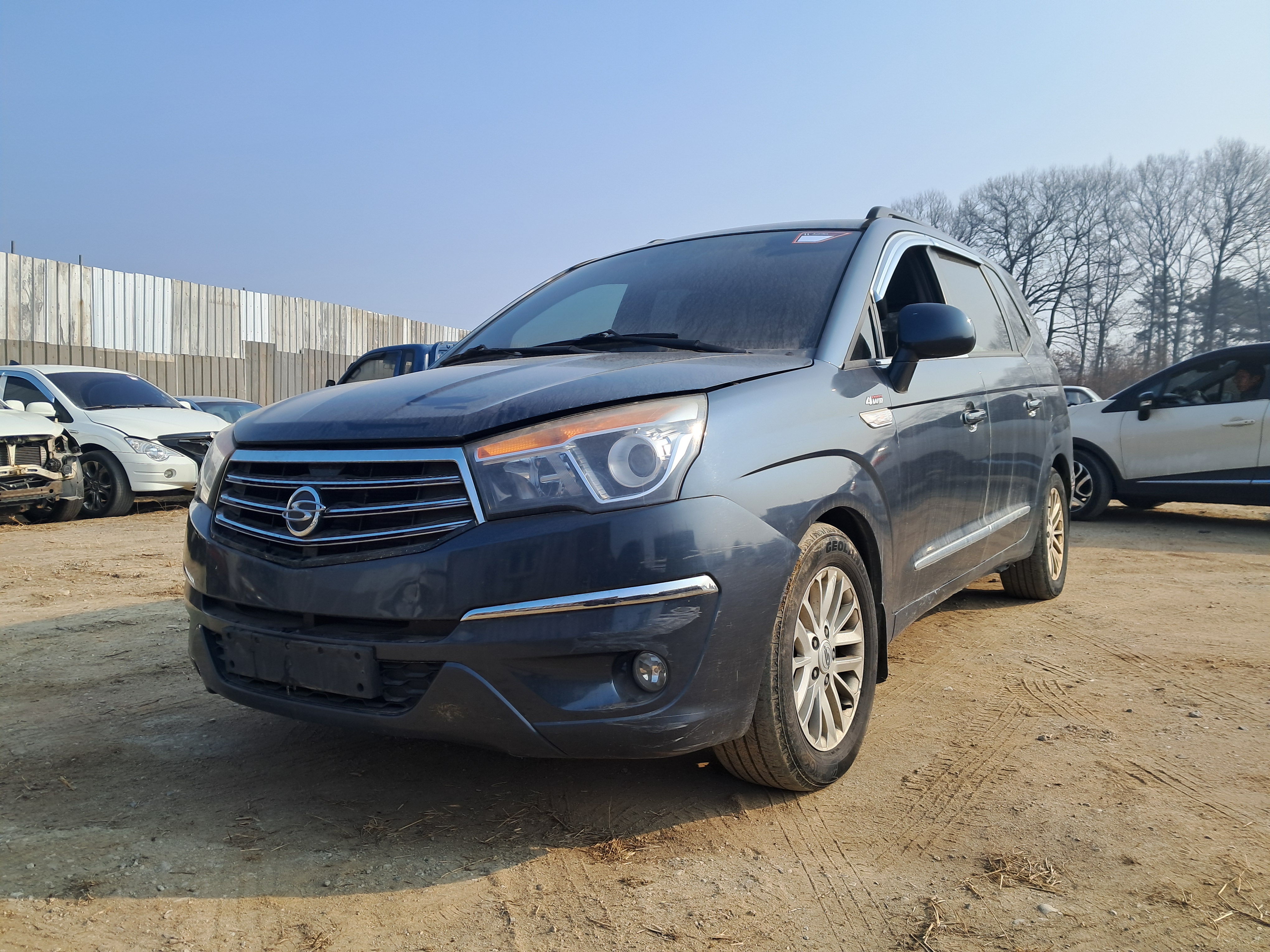 2014 KGM (Ssangyong) Korando Turismo
