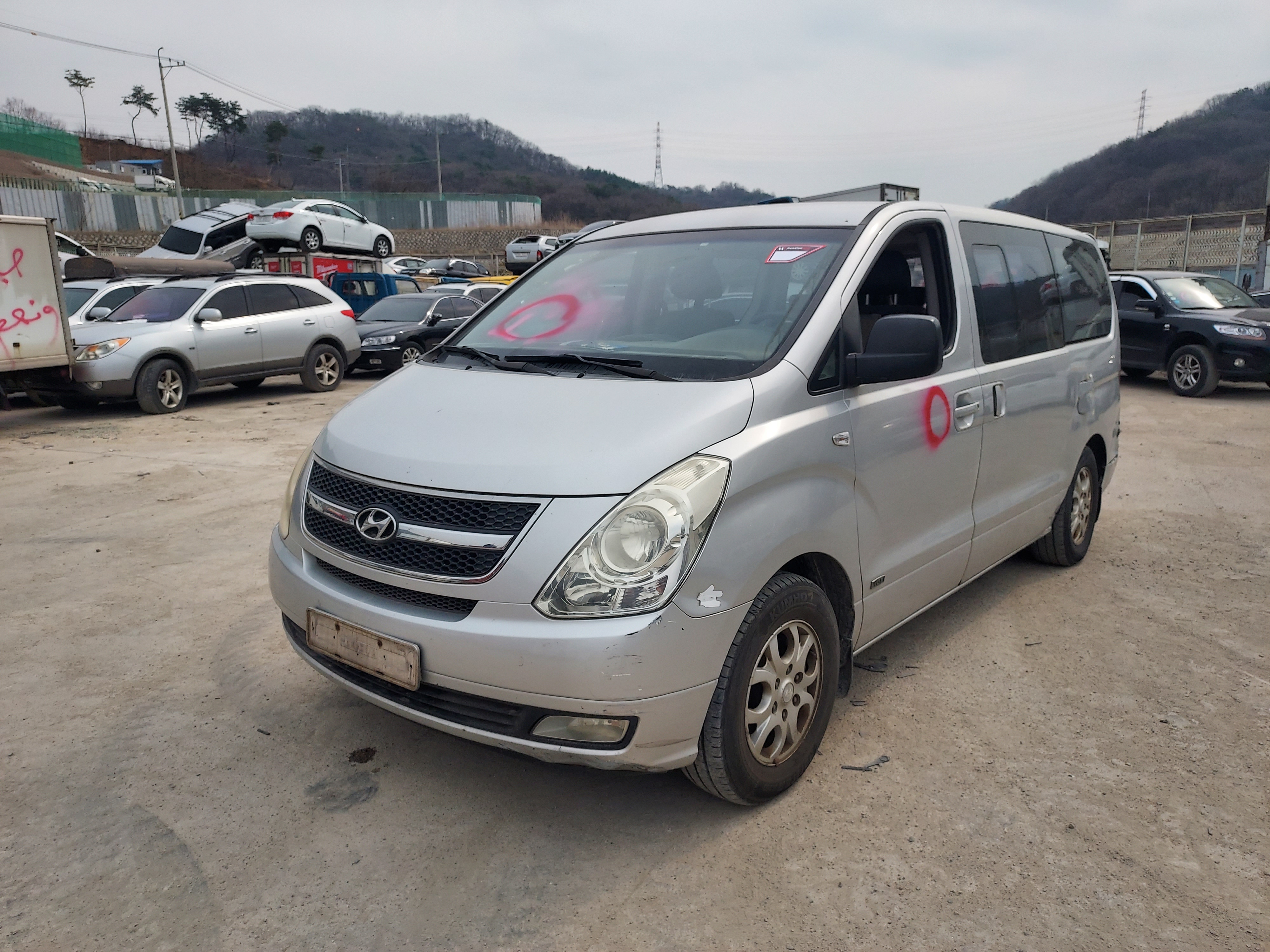 2009 Hyundai Grand Starex