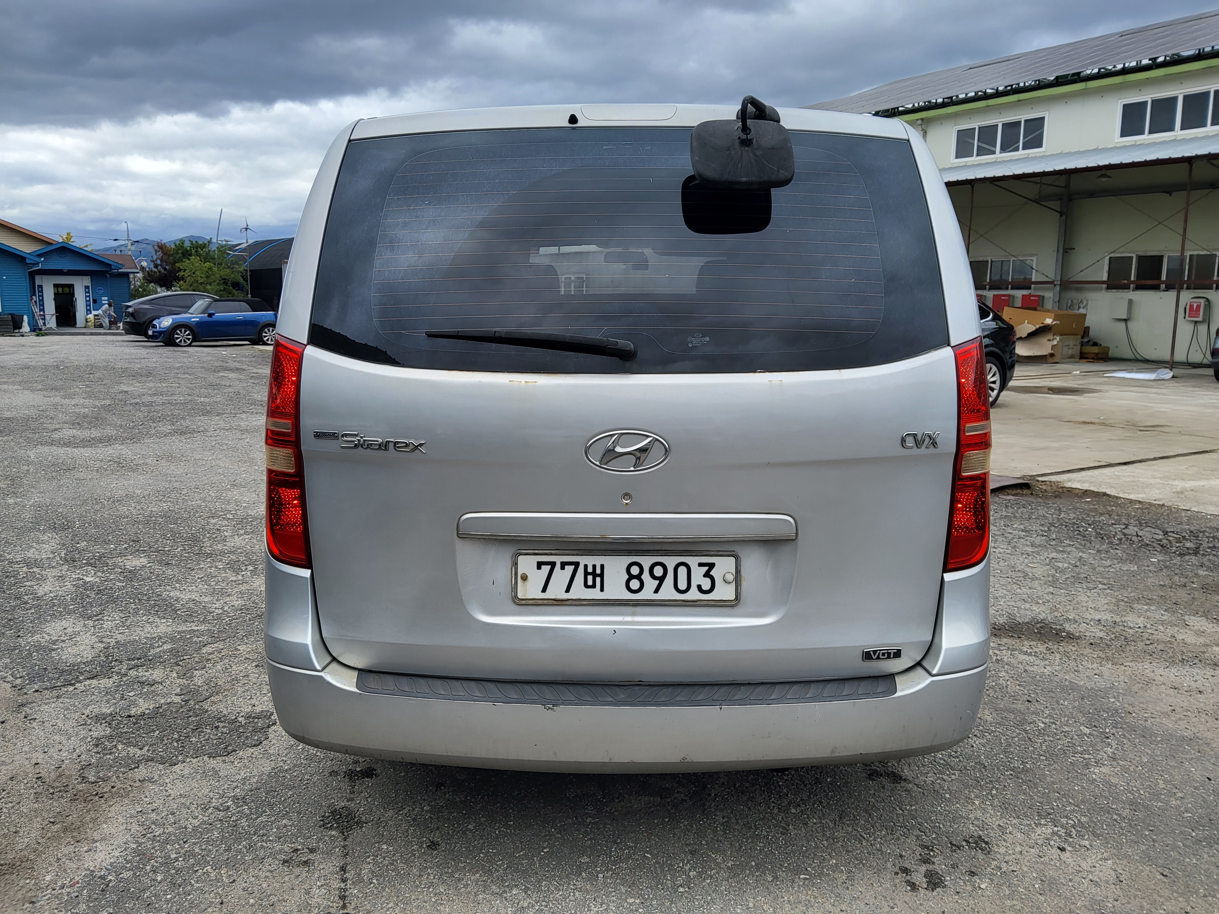 2009 Hyundai Grand Starex