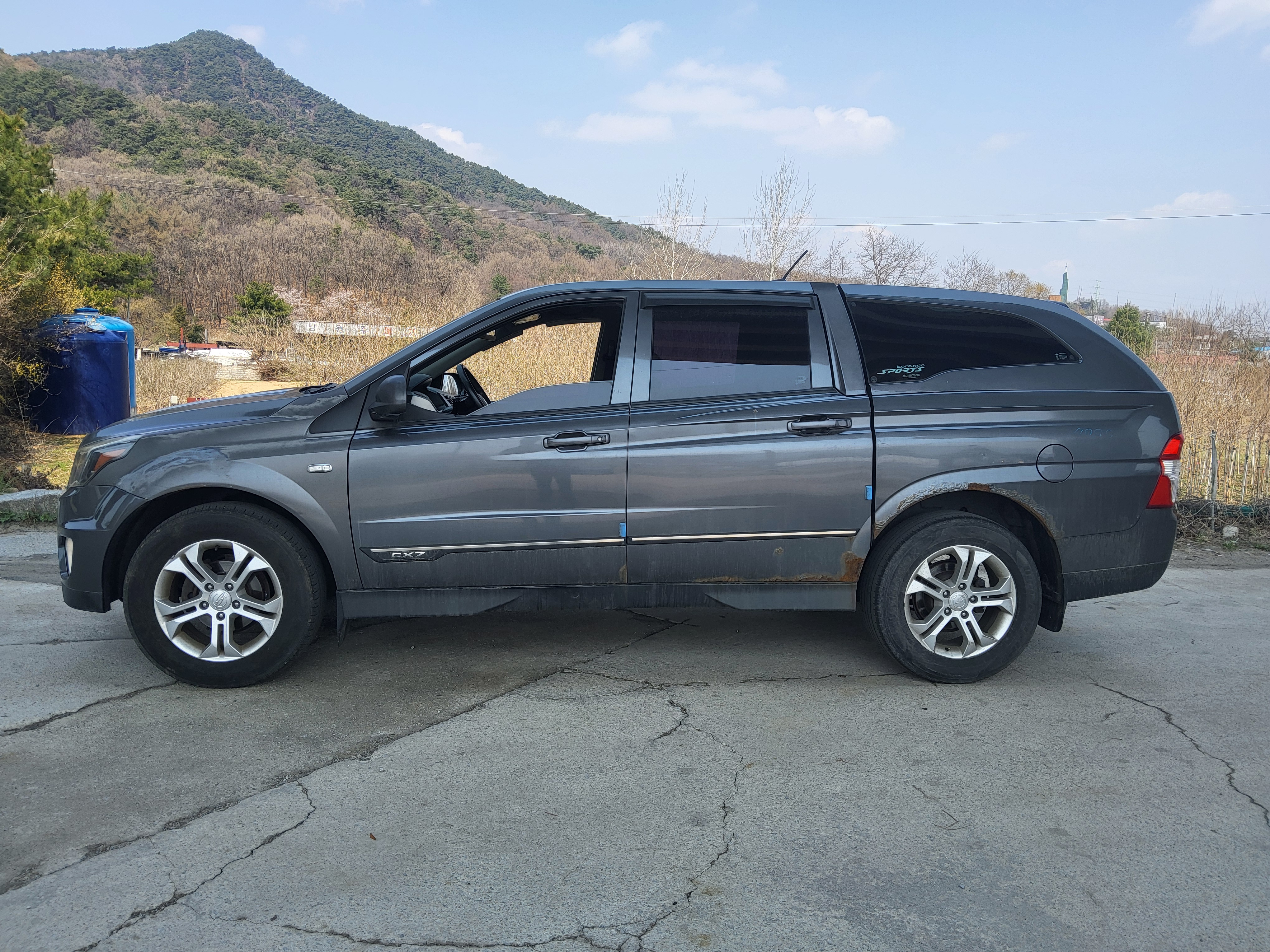 2012 KGM (Ssangyong) Korando Sports