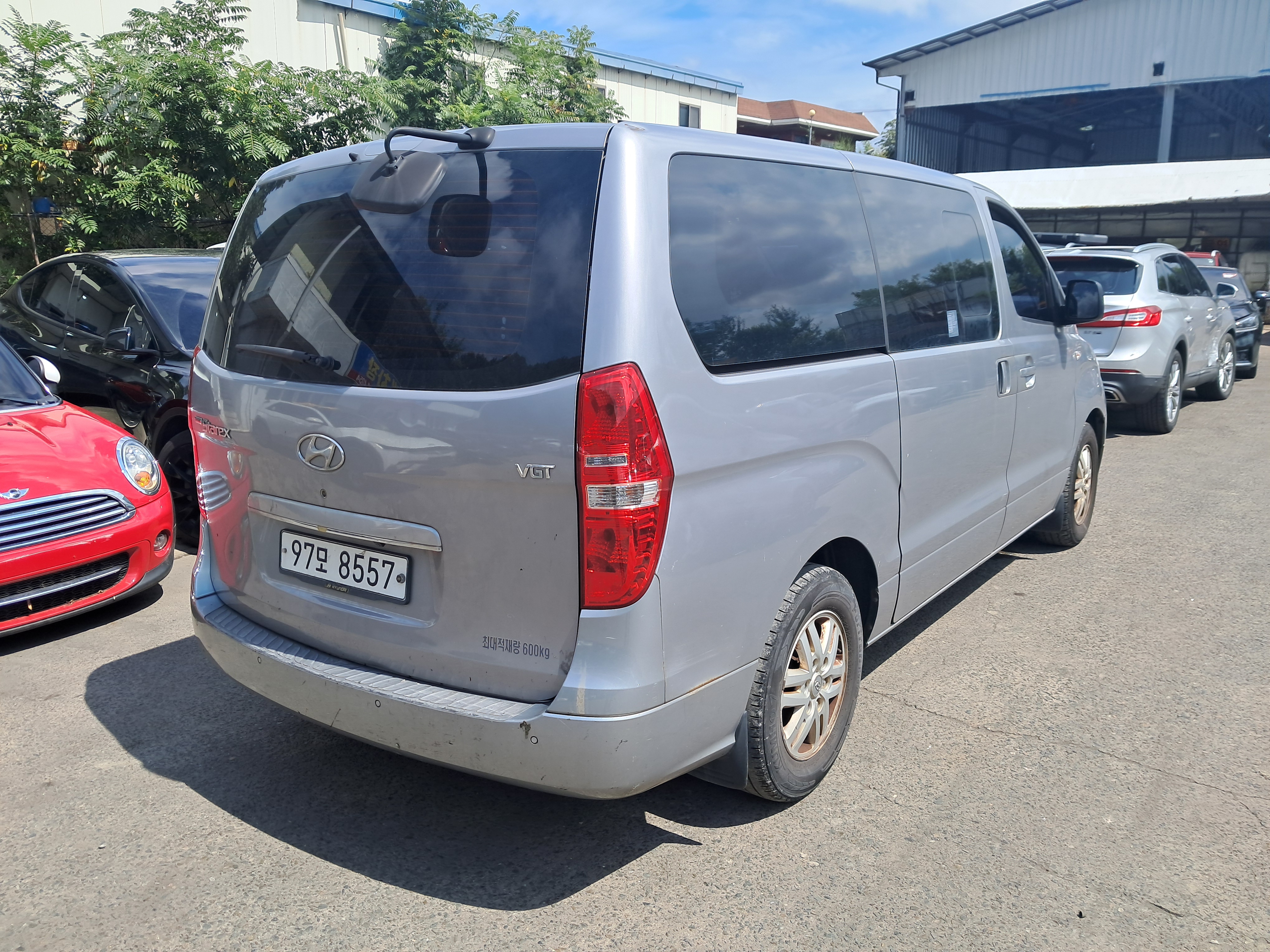 2016 Hyundai Grand Starex