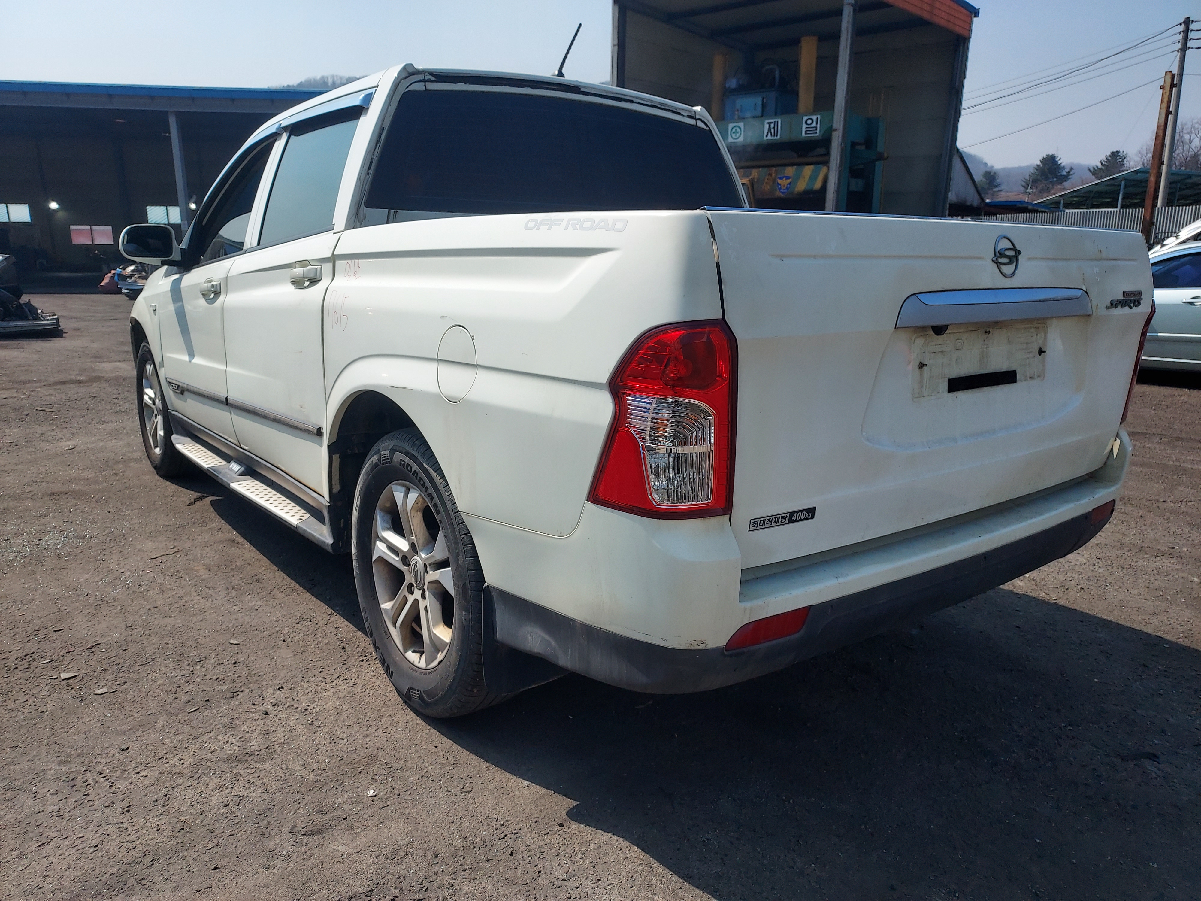 2013 KGM (Ssangyong) Korando Sports