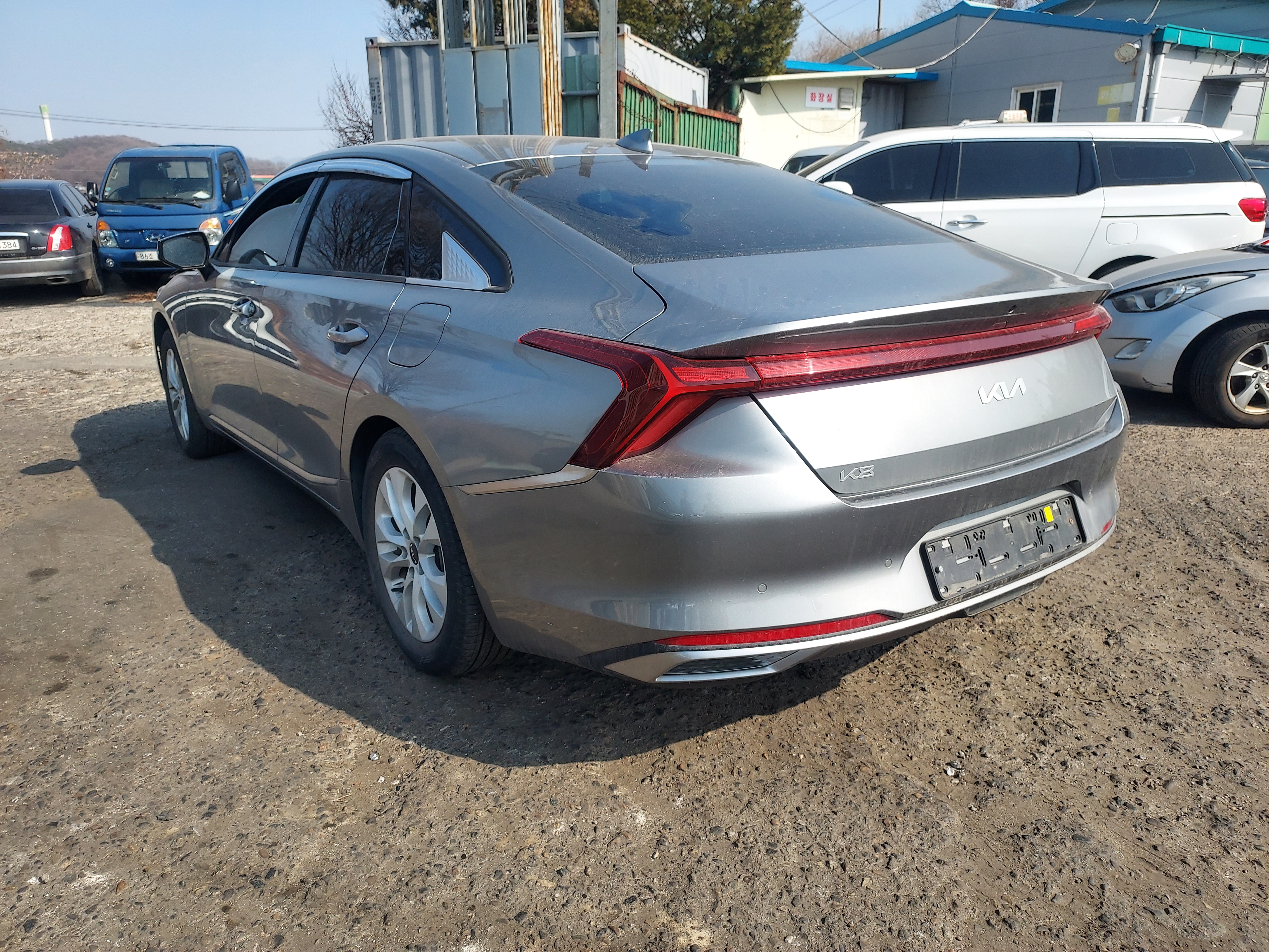 2023 Kia K8