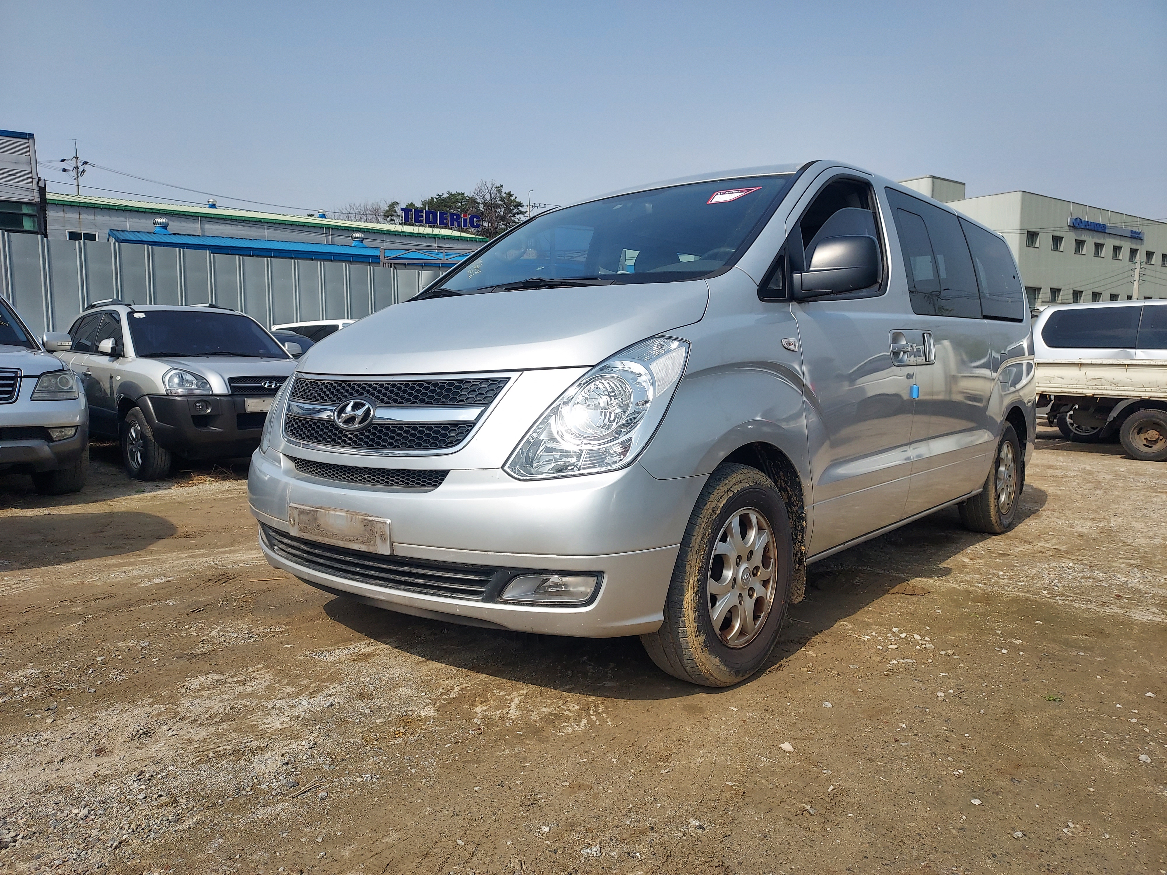 2010 Hyundai Grand Starex
