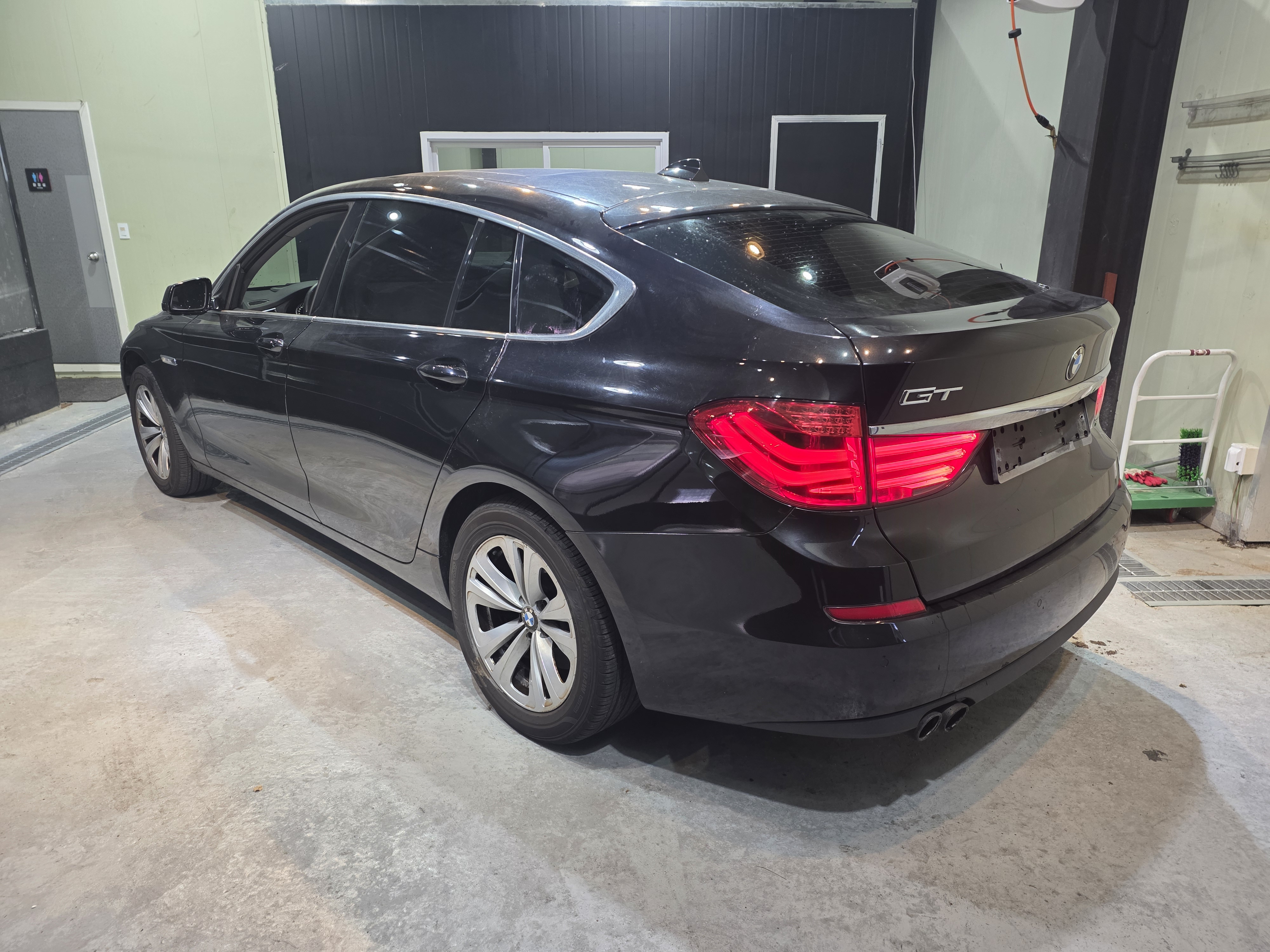 2011 BMW 5 Series GT F07