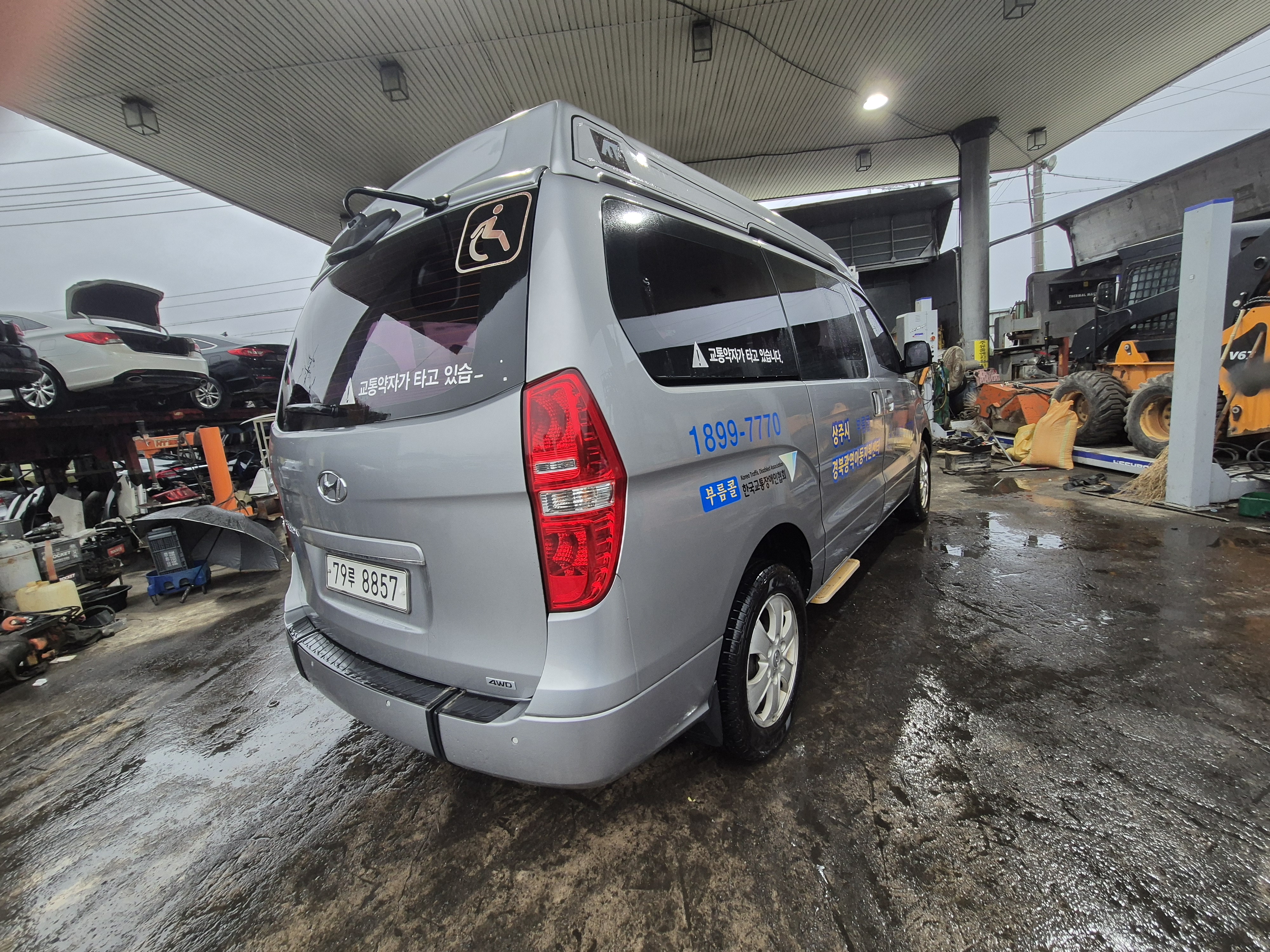 2014 Hyundai Grand Starex