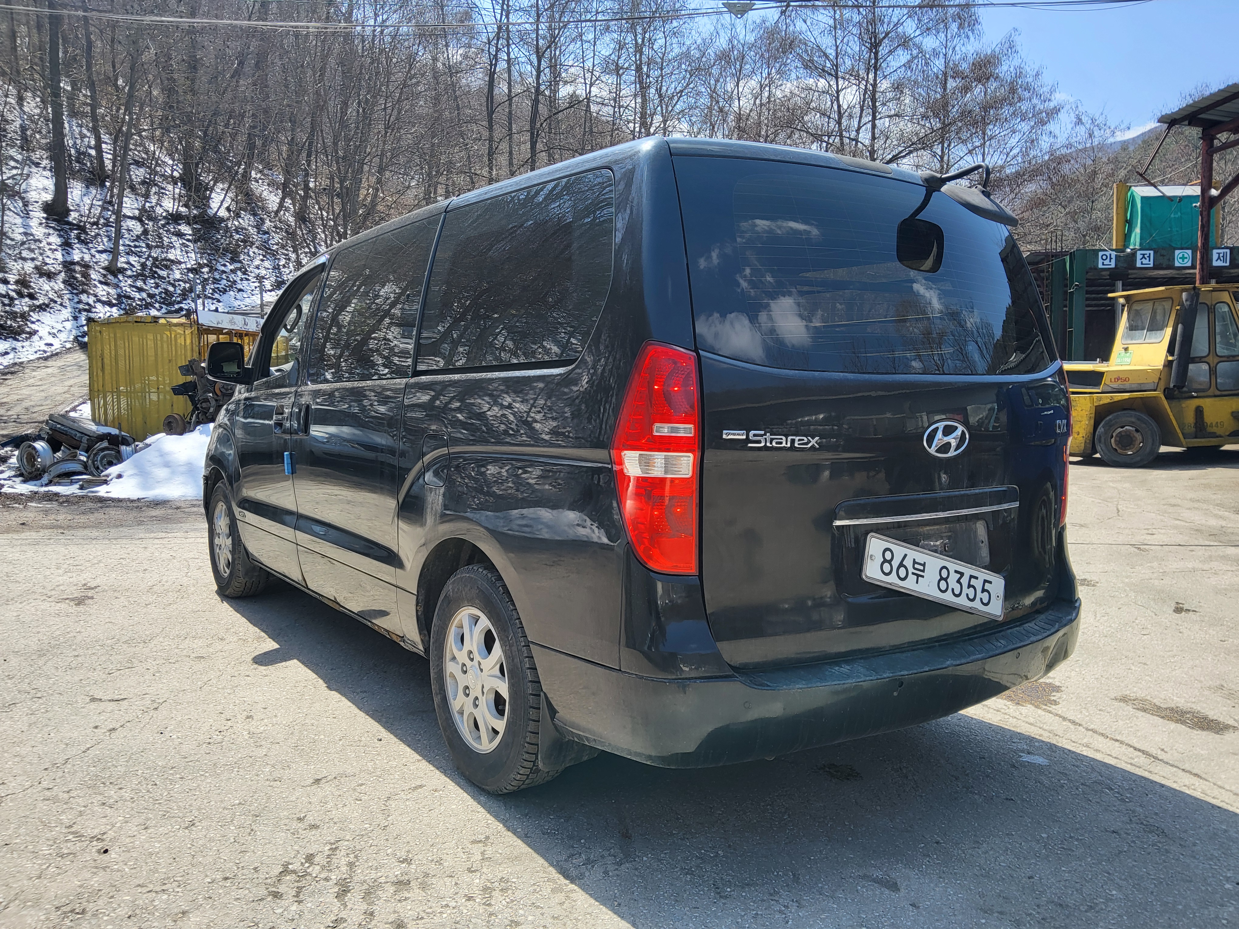 2009 Hyundai Grand Starex