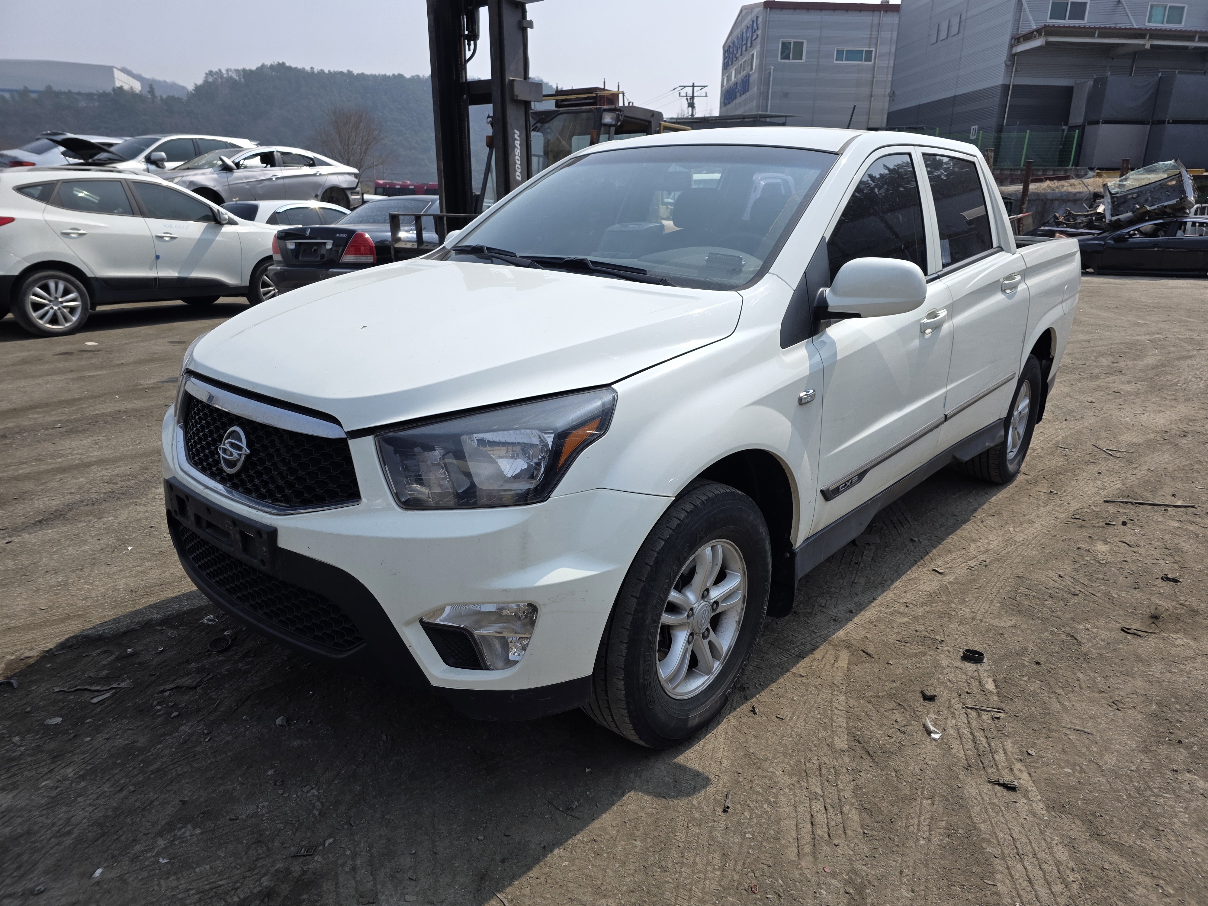 2013 KGM (Ssangyong) Korando Sports