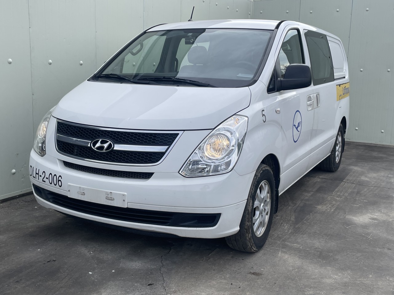 2015 Hyundai Grand Starex