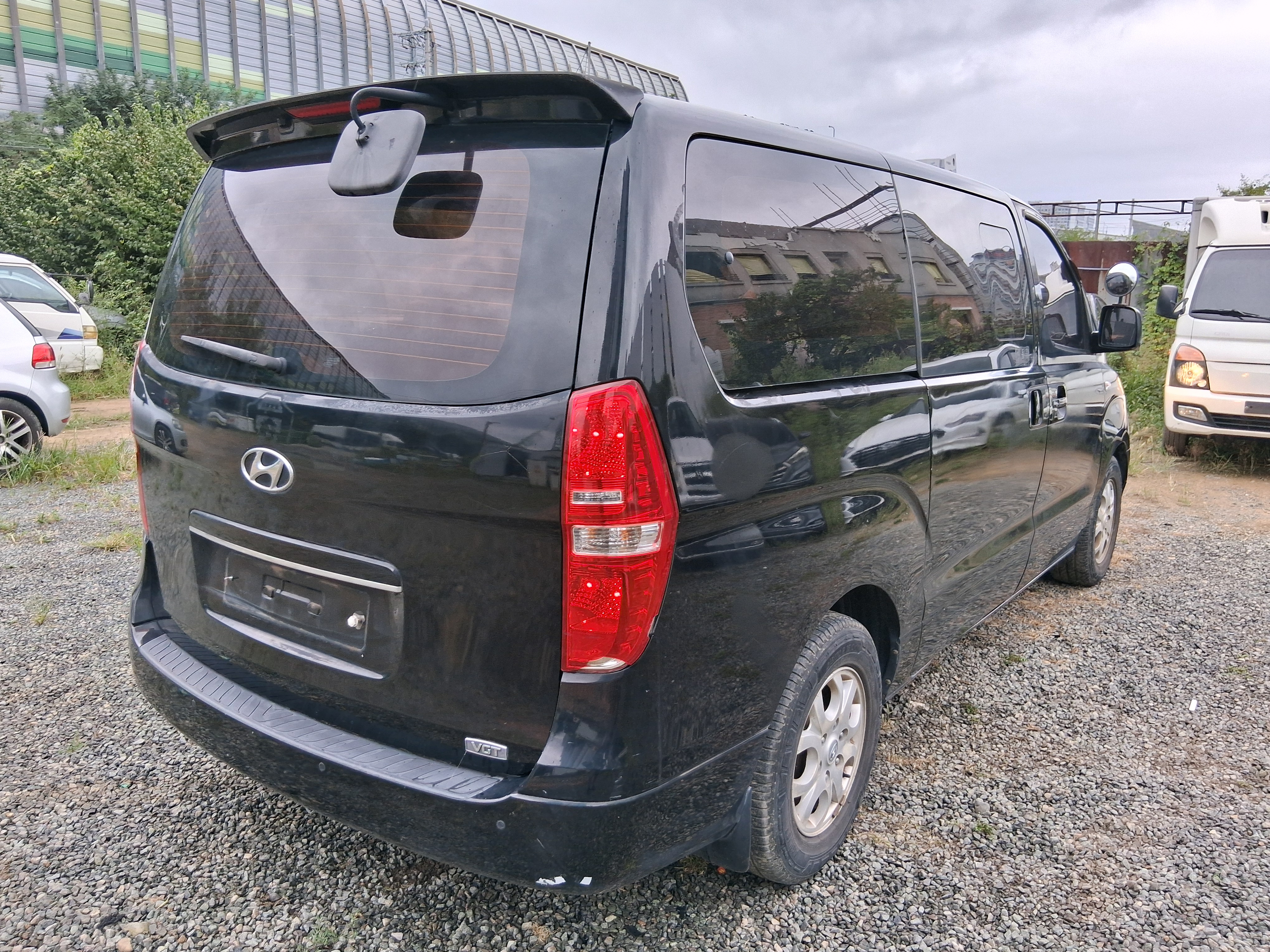 2010 Hyundai Grand Starex