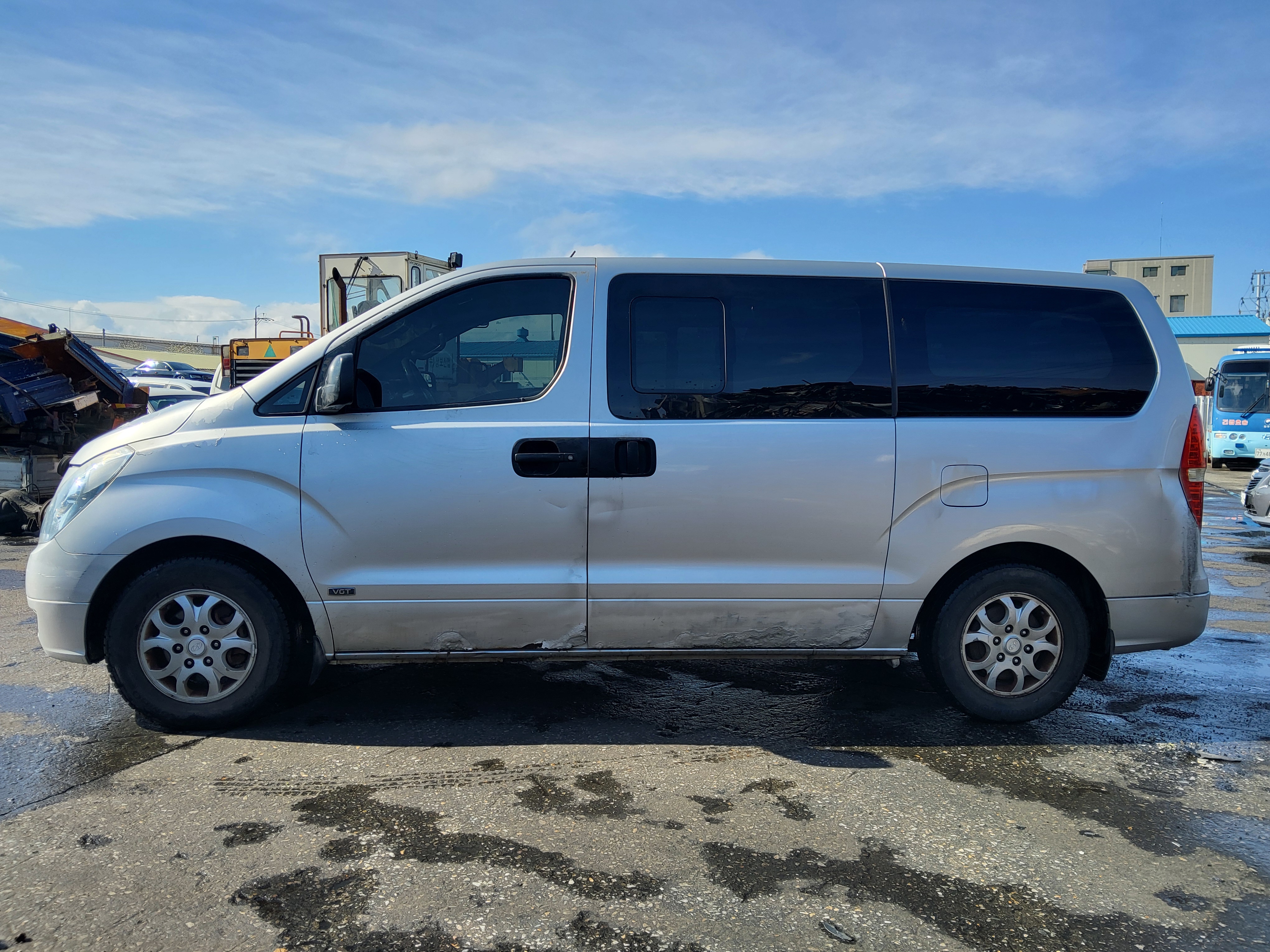 2008 Hyundai Grand Starex