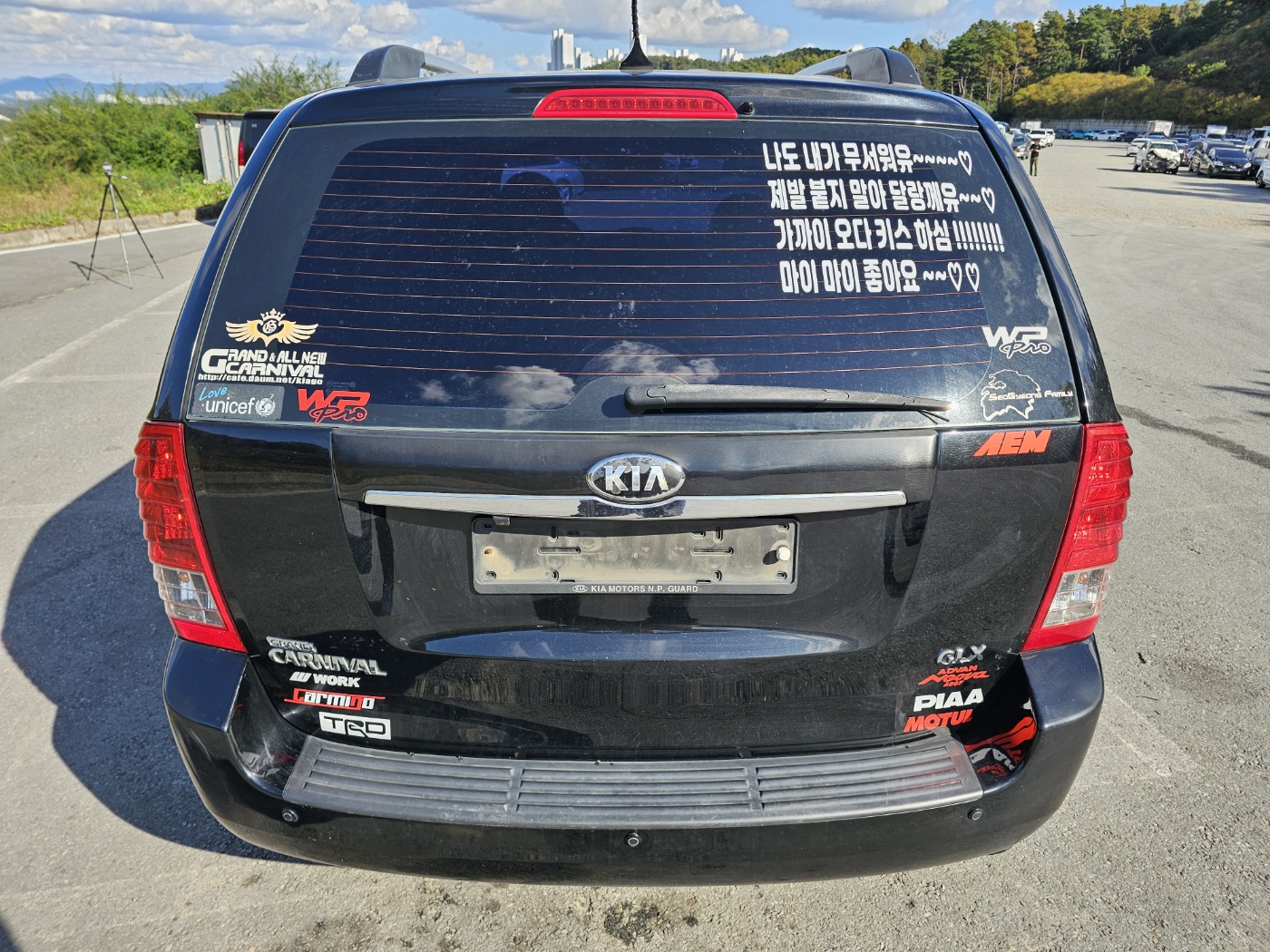 2013 Kia Grand Carnival R