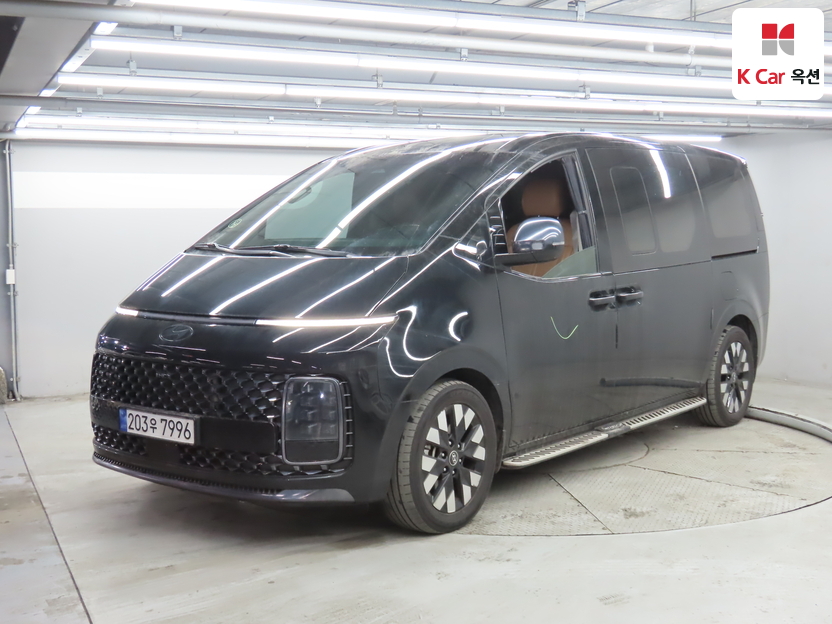 2025 Hyundai STARIA